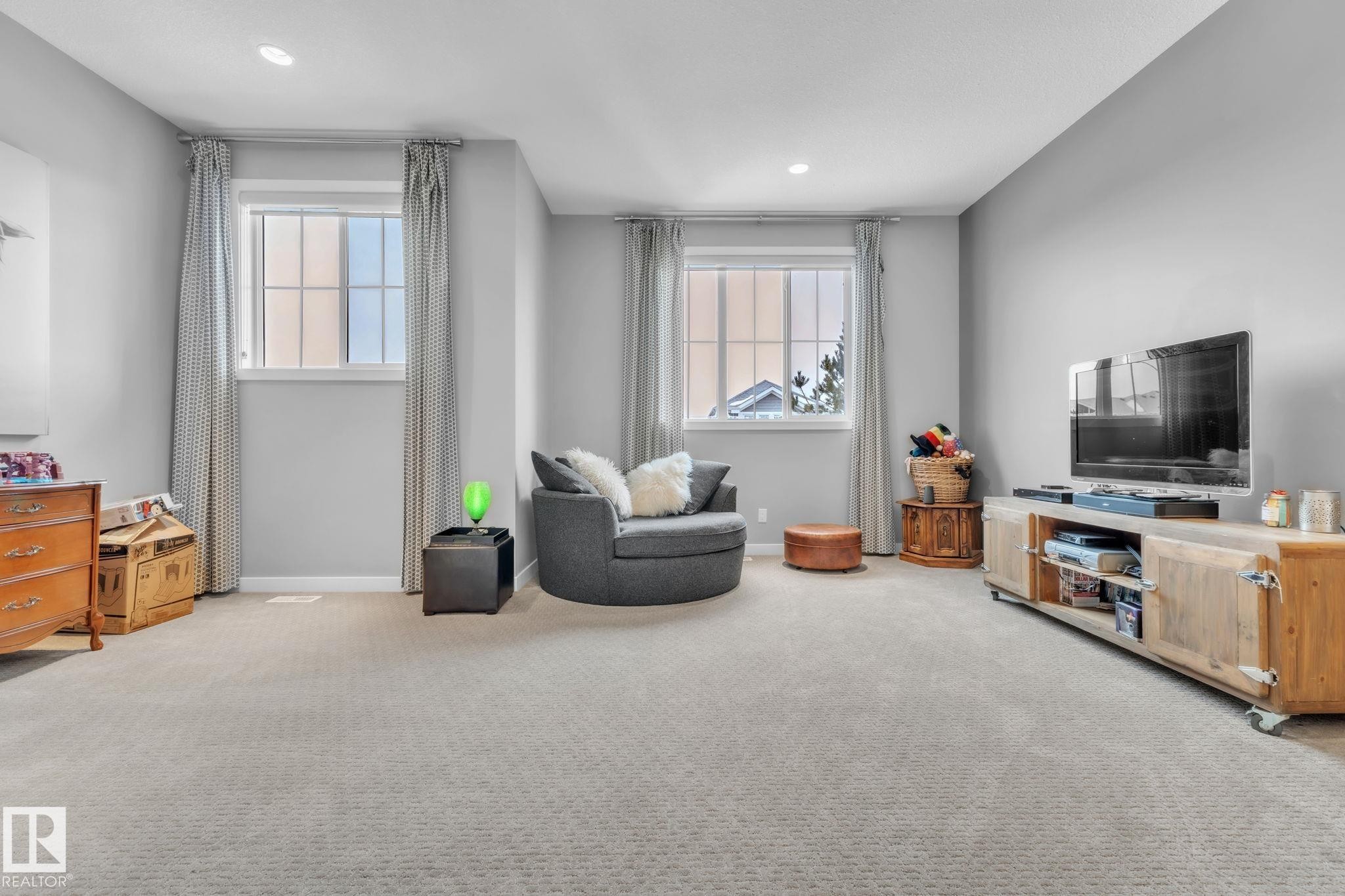 14007 138 Street, Edmonton, AB - Indoor