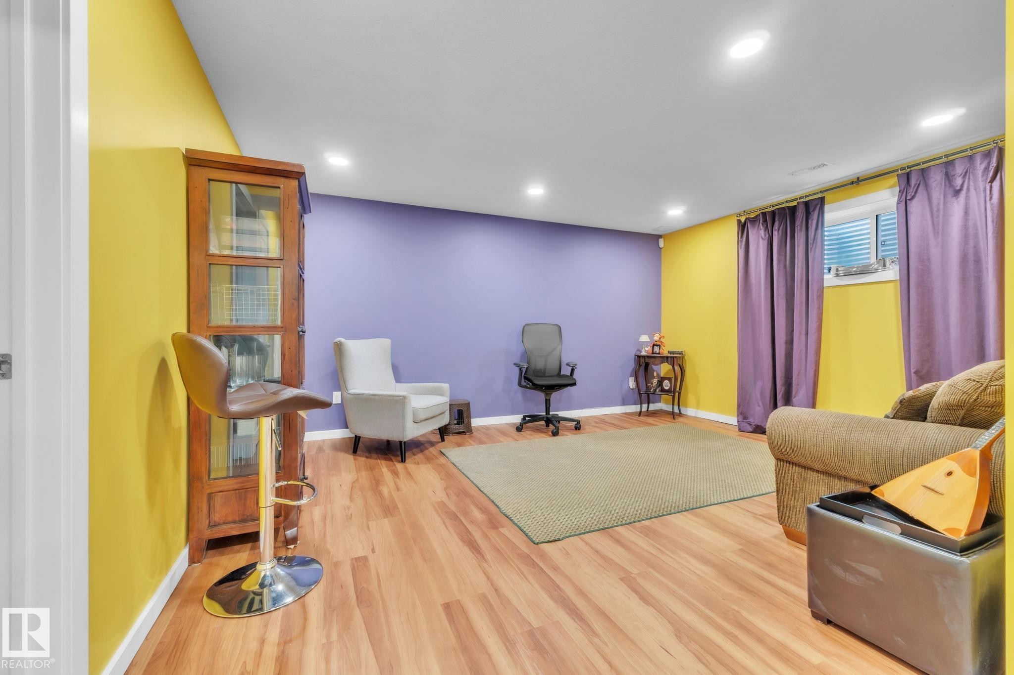 14007 138 Street, Edmonton, AB - Indoor