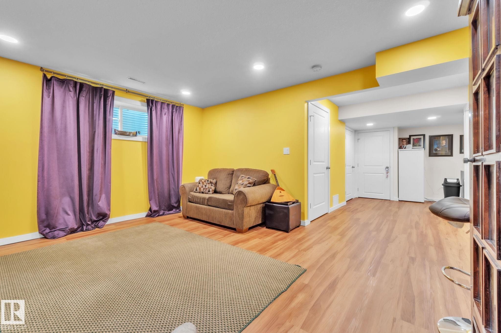 14007 138 Street, Edmonton, AB - Indoor Photo Showing Other Room