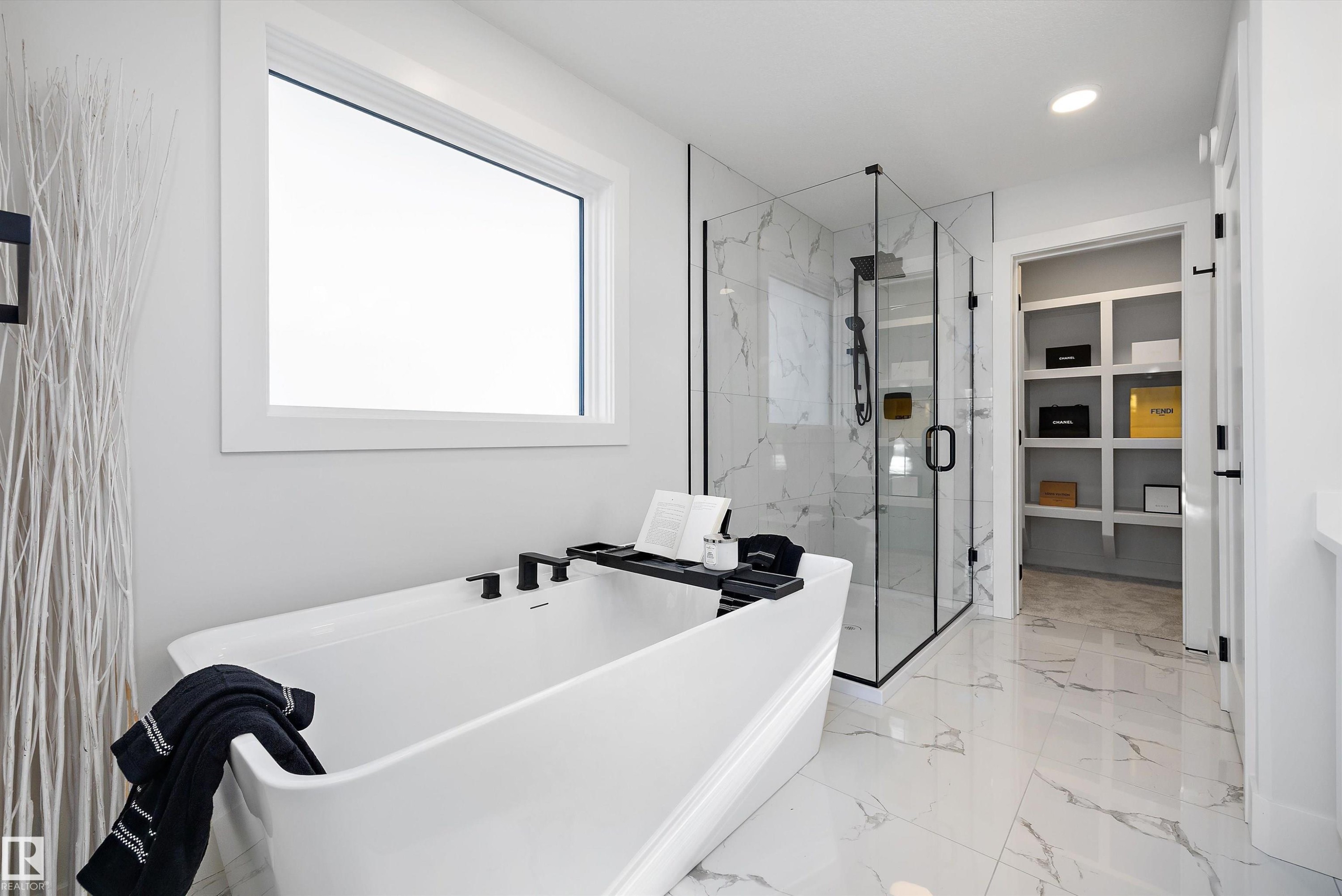 1715 Crossbill Loop, Edmonton, AB - Indoor