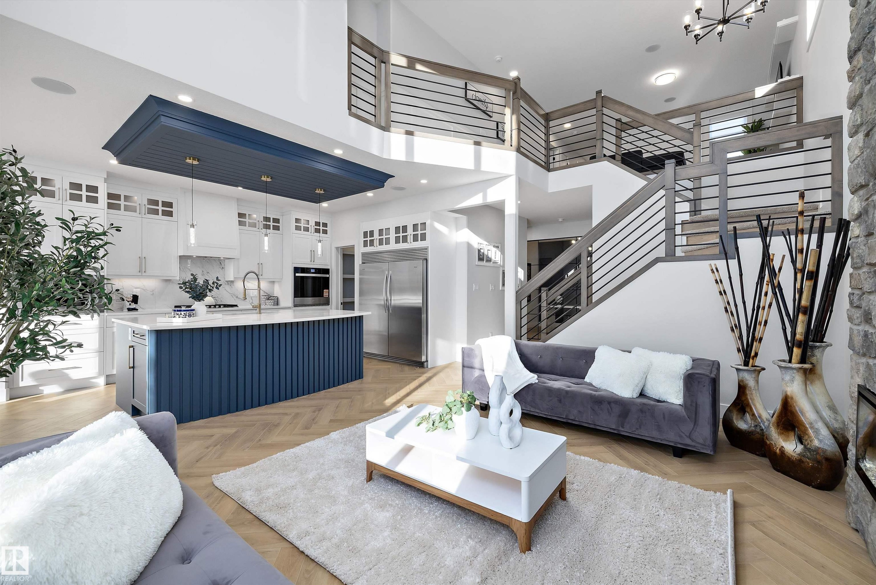 1715 Crossbill Loop, Edmonton, AB - Indoor Photo Showing Living Room