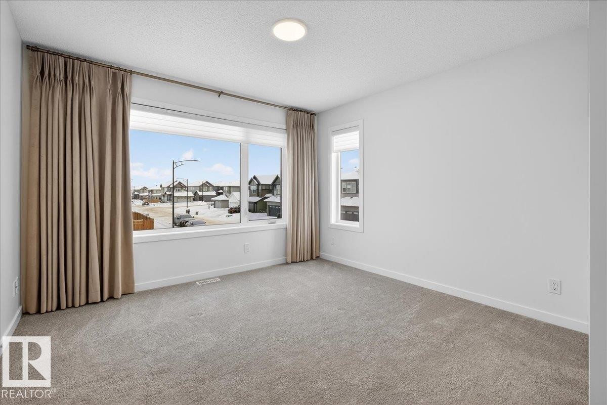 5003 Kinney Link, Edmonton, AB - Indoor Photo Showing Other Room