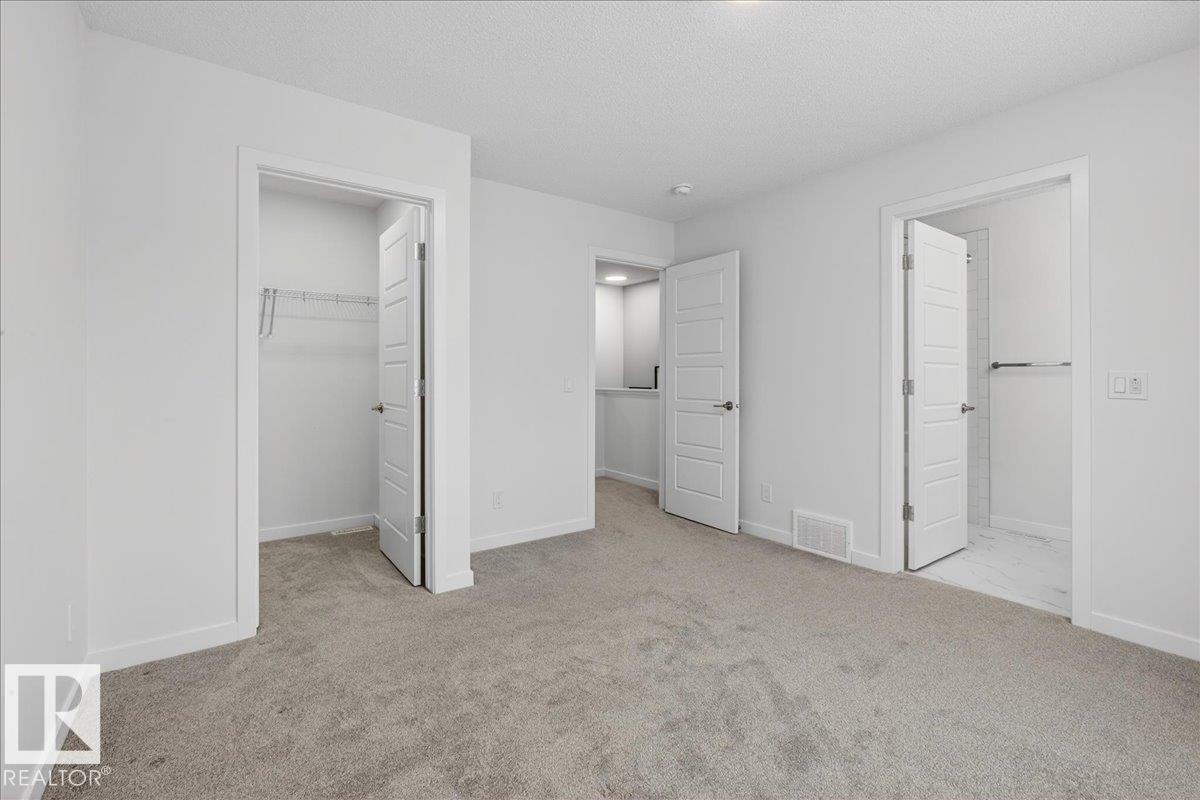 5003 Kinney Link, Edmonton, AB - Indoor