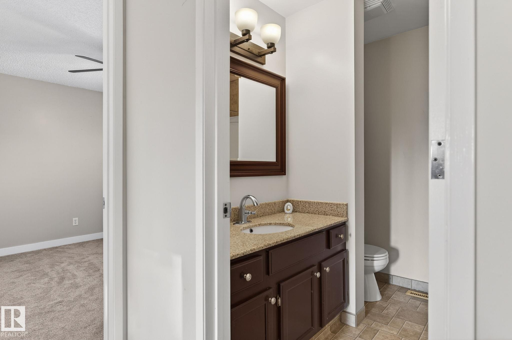 134 16725 106 Street, Edmonton, AB - Indoor Photo Showing Bathroom