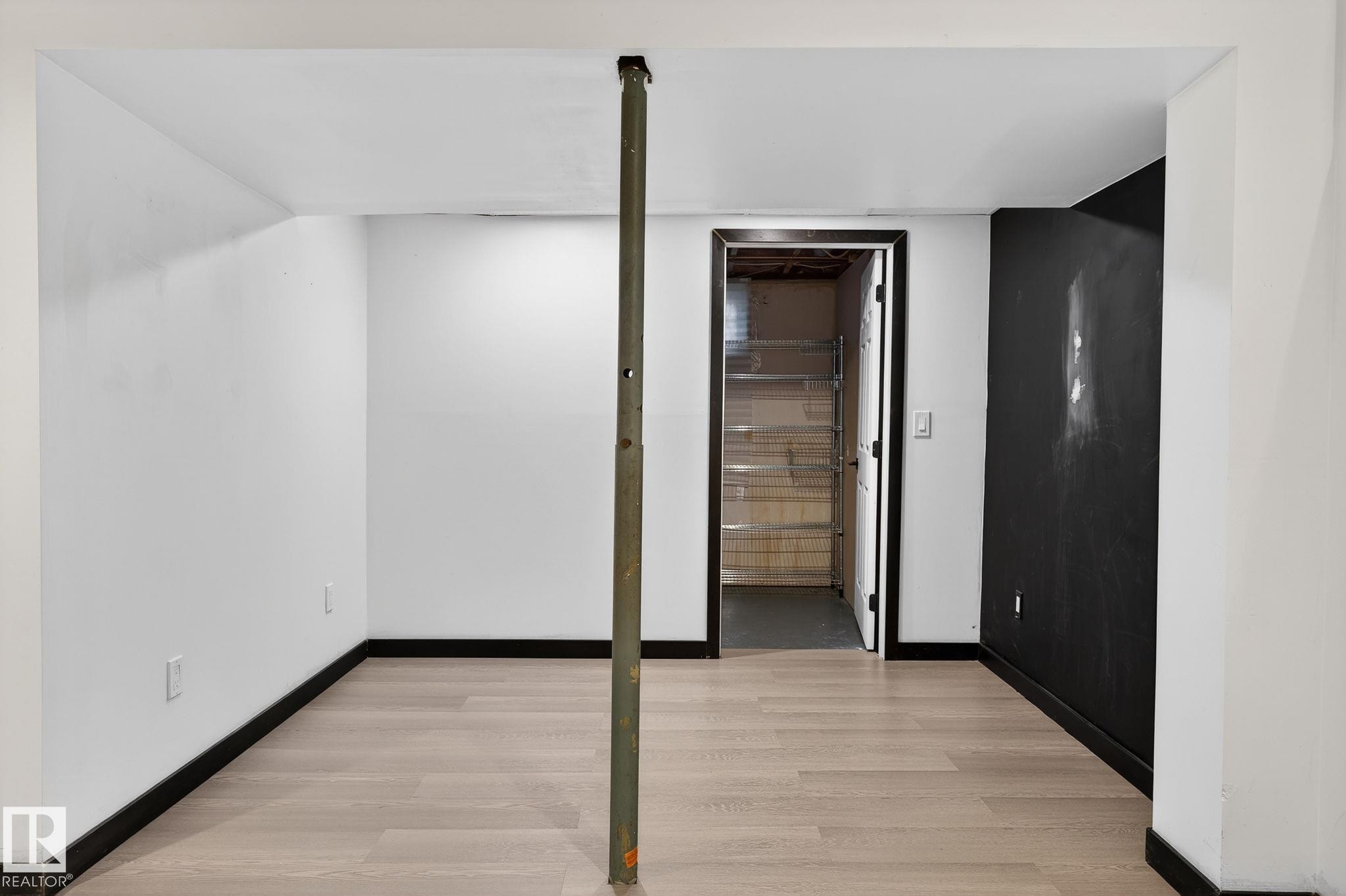 134 16725 106 Street, Edmonton, AB - Indoor Photo Showing Other Room