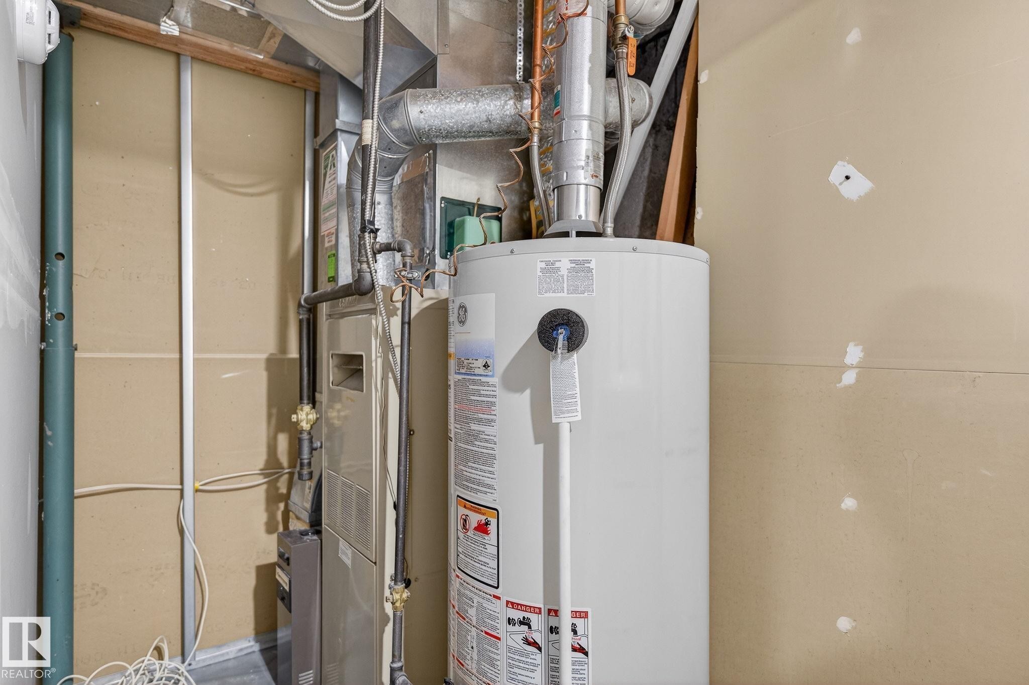 134 16725 106 Street, Edmonton, AB - Indoor Photo Showing Basement