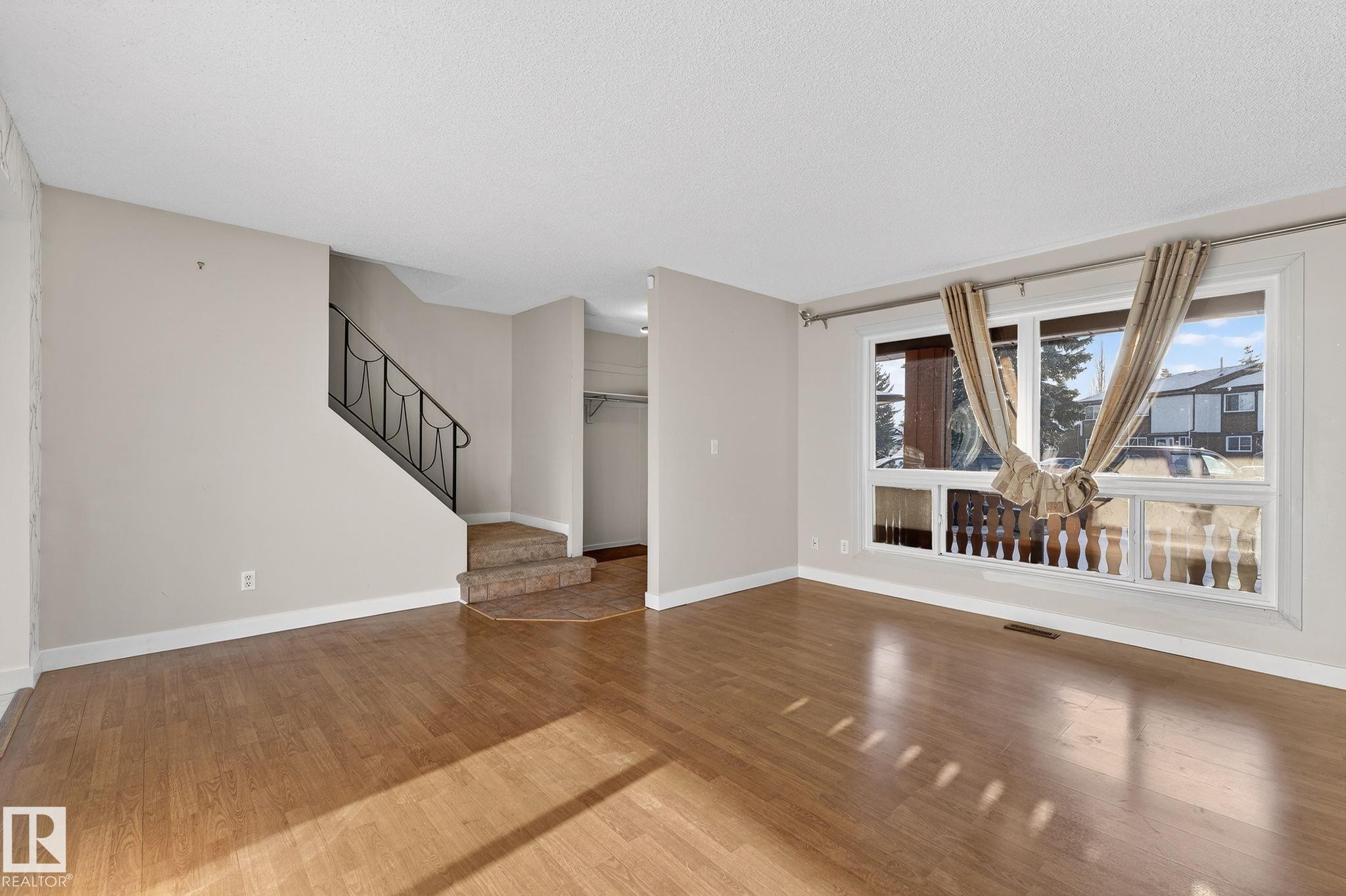 134 16725 106 Street, Edmonton, AB - Indoor Photo Showing Other Room