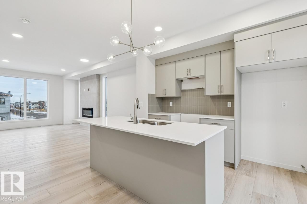 2604 Alces Way, Edmonton, AB - Indoor Photo Showing Kitchen With Double Sink