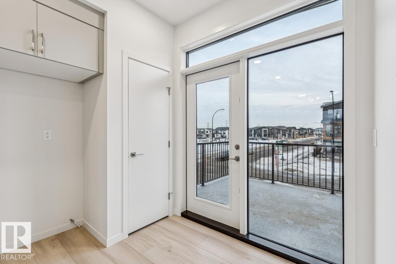 2604 Alces Way, Edmonton, AB - Indoor Photo Showing Other Room