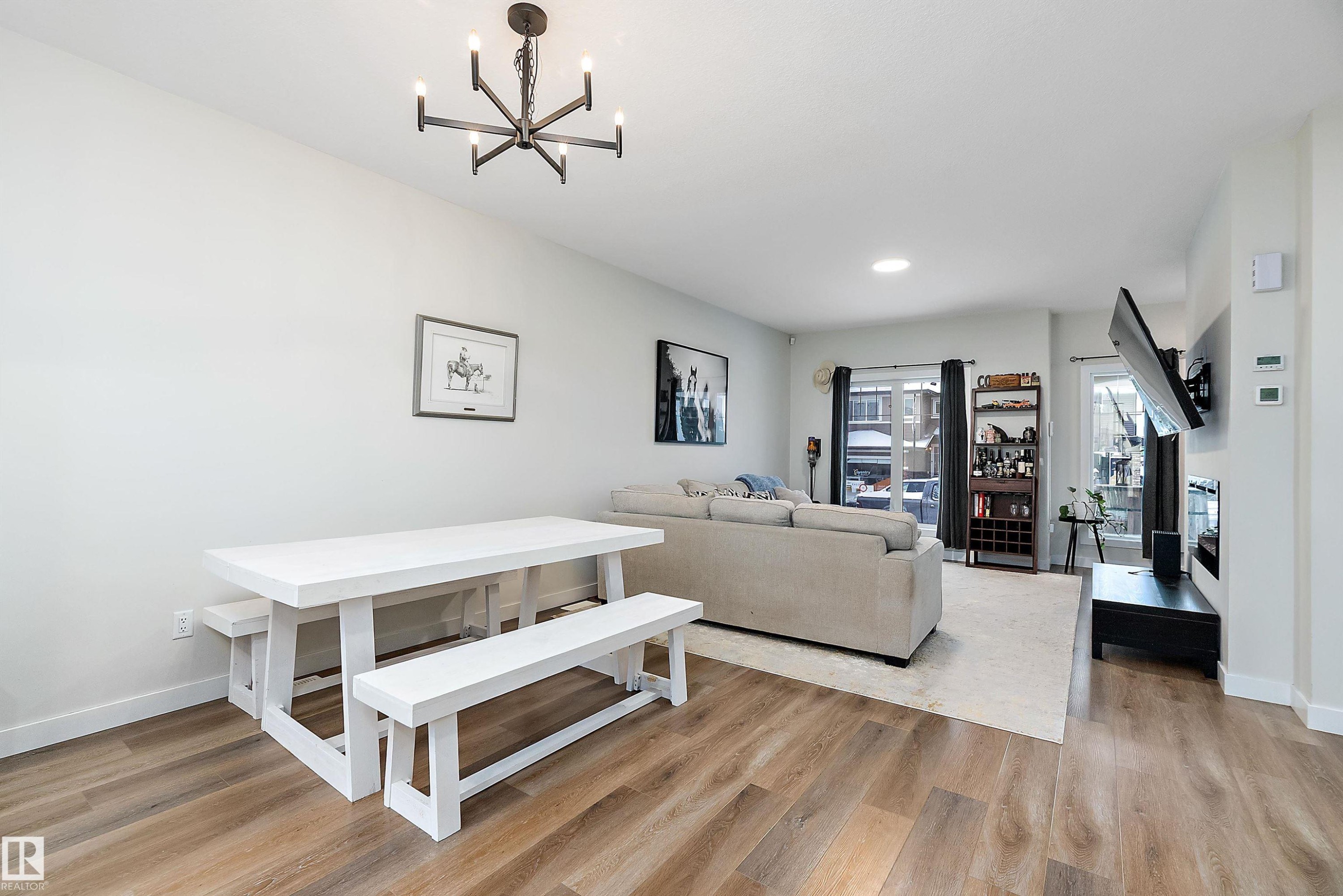 17 Emerald Way, Spruce Grove, AB - Indoor Photo Showing Other Room