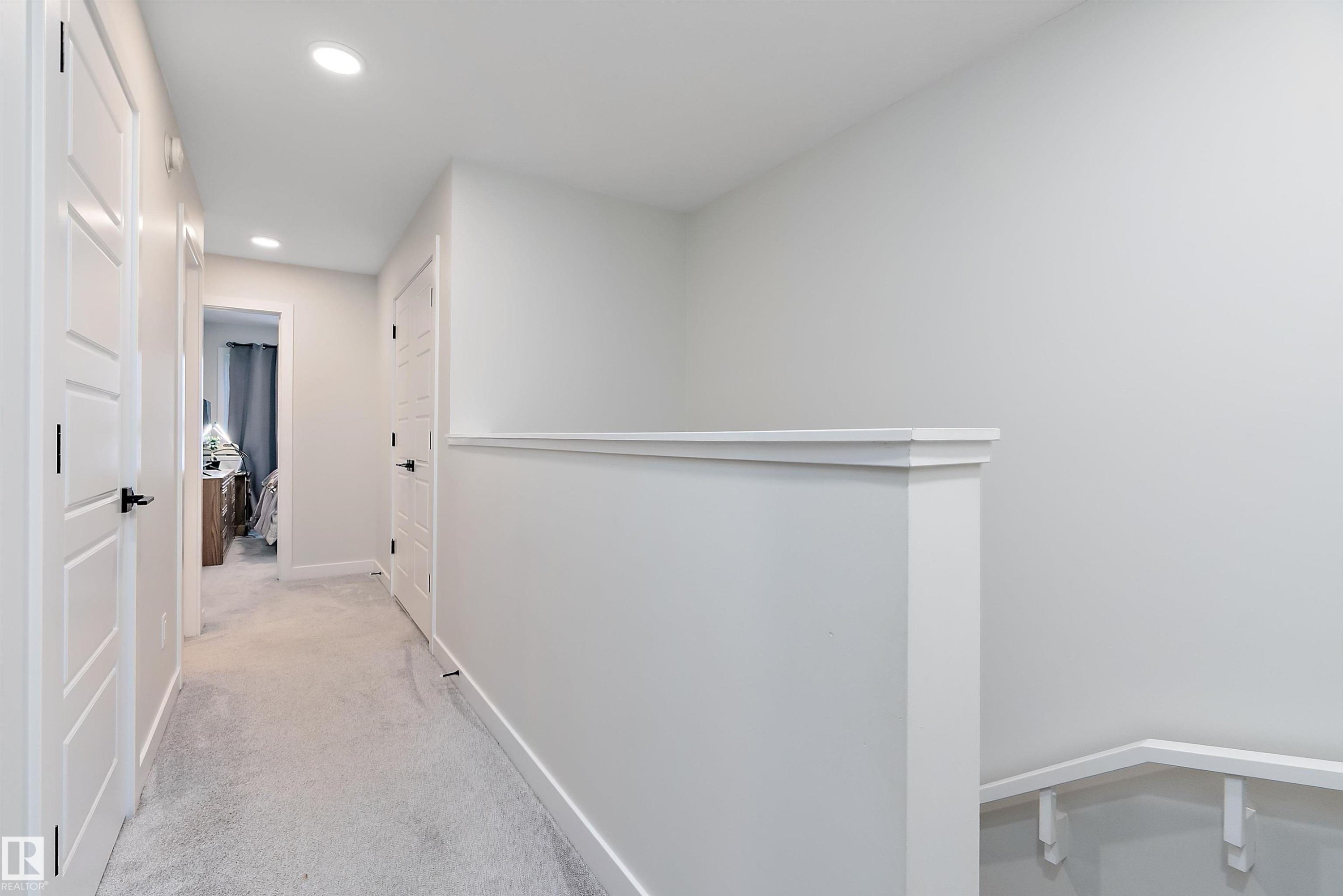 17 Emerald Way, Spruce Grove, AB - Indoor Photo Showing Other Room