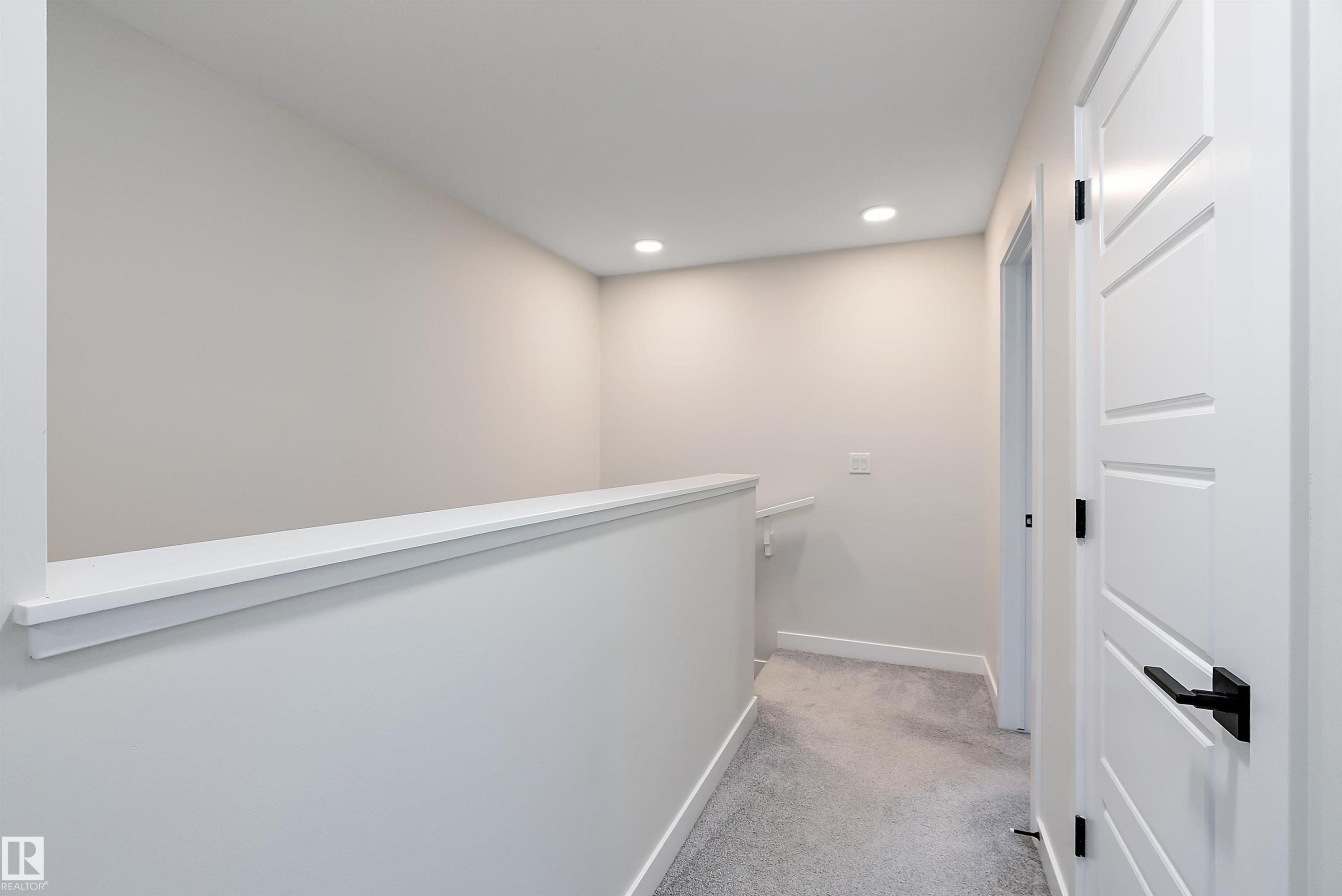 17 Emerald Way, Spruce Grove, AB - Indoor Photo Showing Other Room