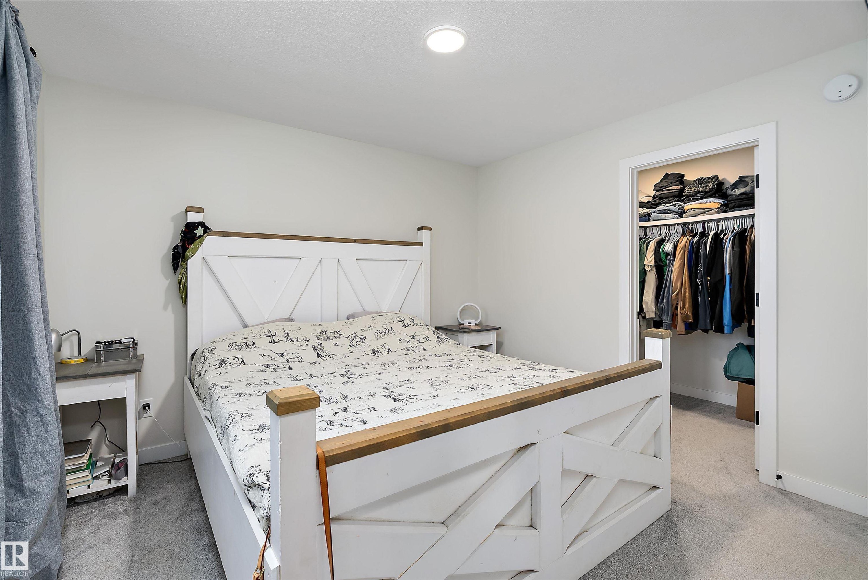 17 Emerald Way, Spruce Grove, AB - Indoor Photo Showing Bedroom