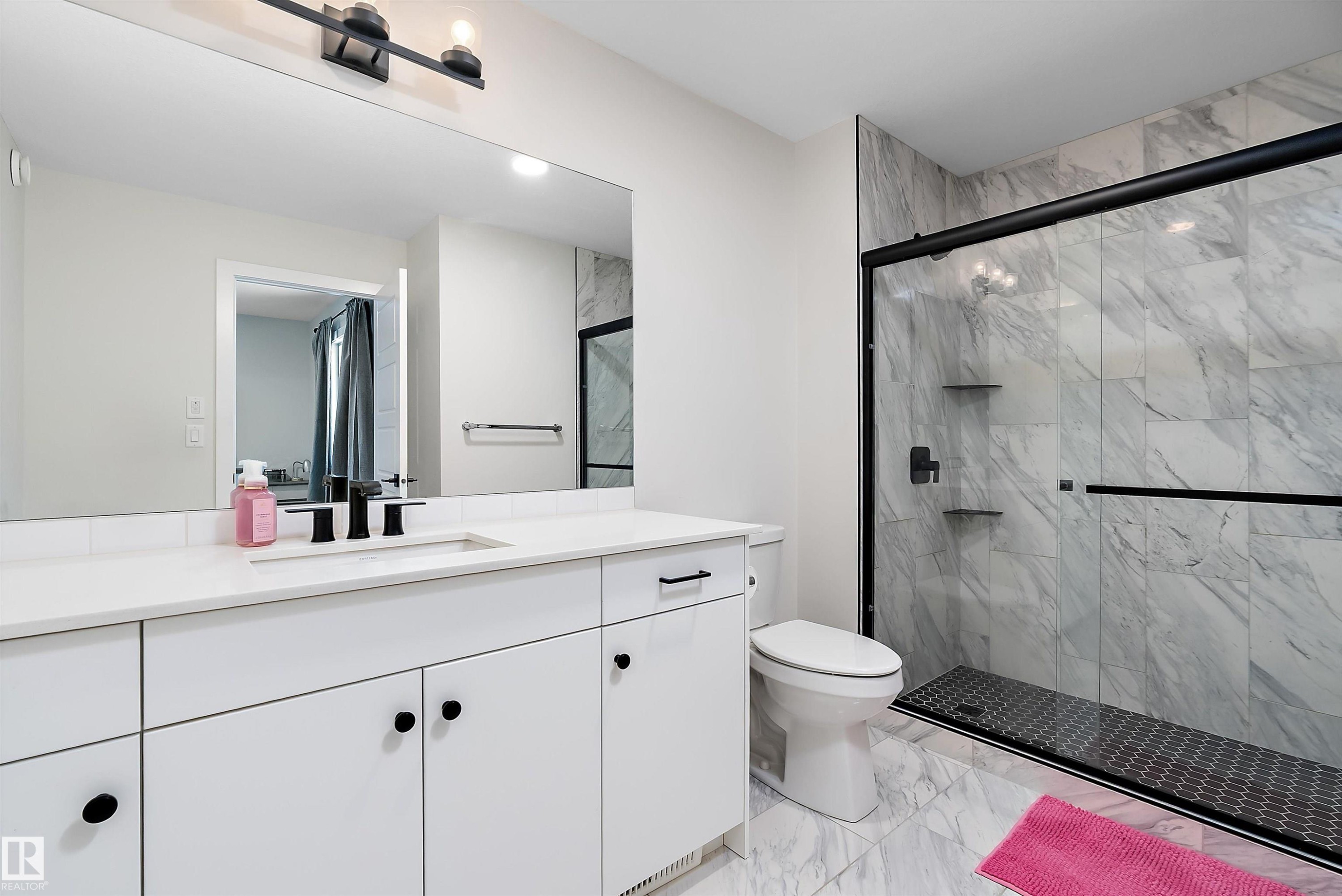 17 Emerald Way, Spruce Grove, AB - Indoor Photo Showing Bathroom