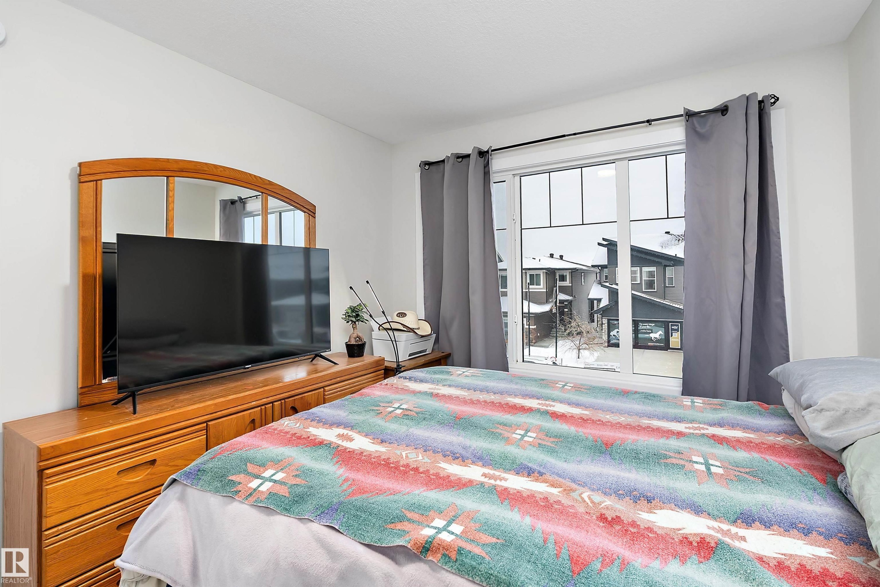 17 Emerald Way, Spruce Grove, AB - Indoor Photo Showing Bedroom