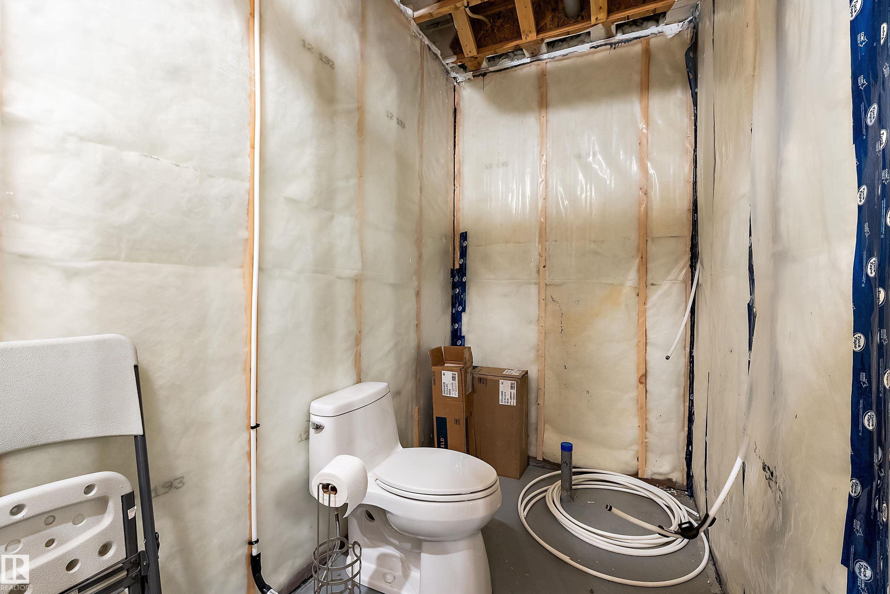 17 Emerald Way, Spruce Grove, AB - Indoor Photo Showing Bathroom