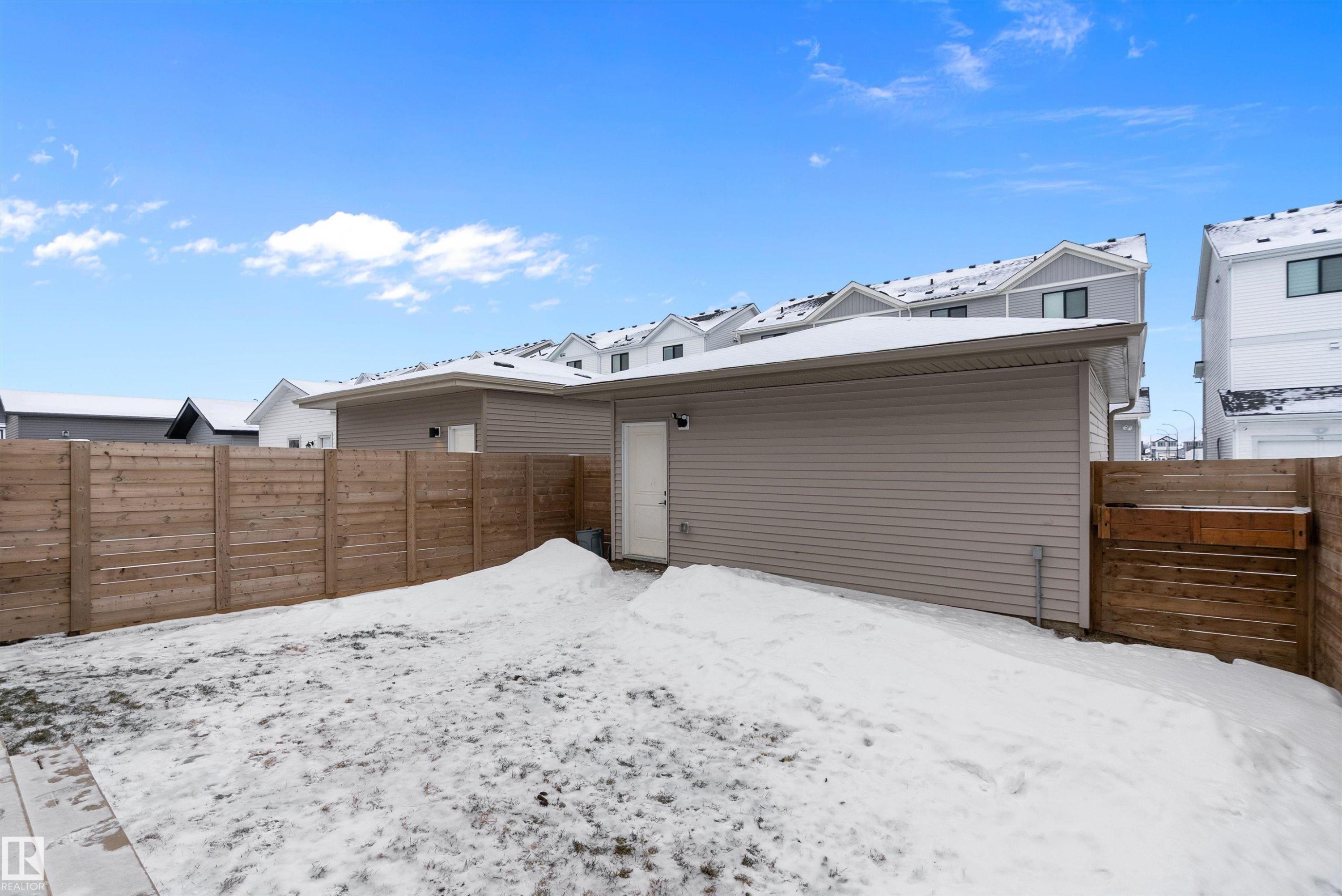 17 Emerald Way, Spruce Grove, AB - Outdoor