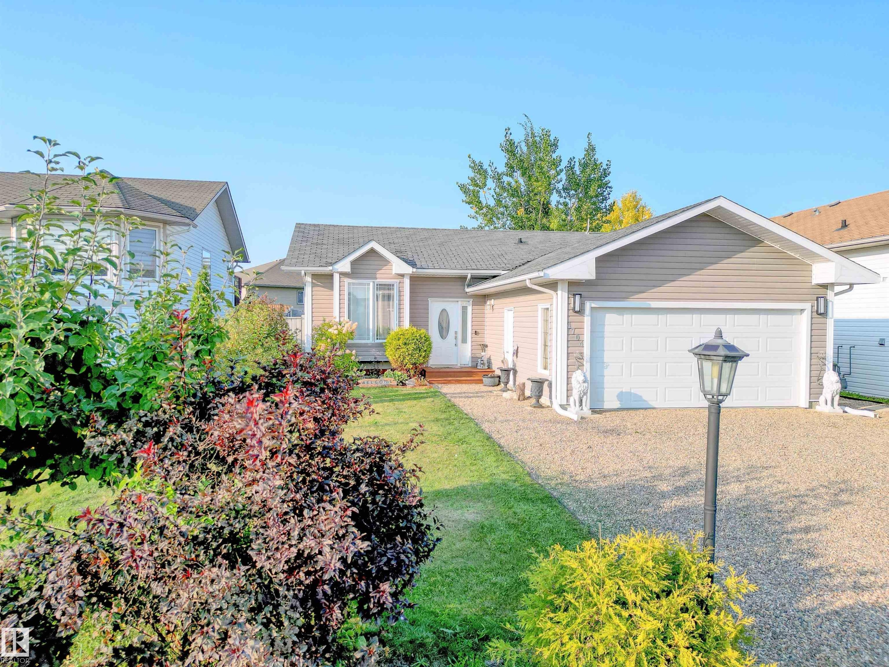 4704 64 Avenue, Cold Lake, AB - Outdoor