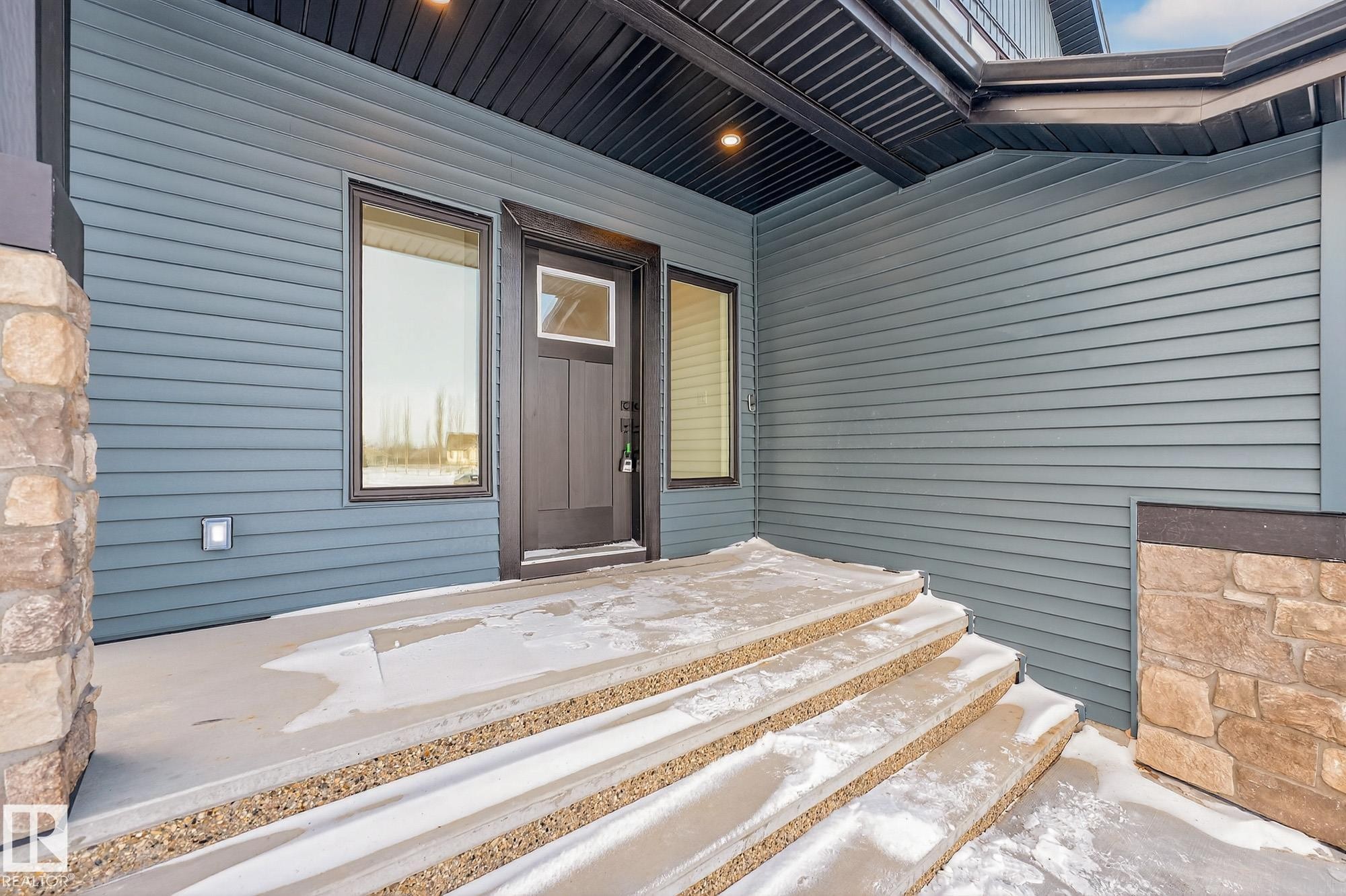 Property entrance - 132 Heron Point Close, Rural Wetaskiwin County, AB - Outdoor With Exterior