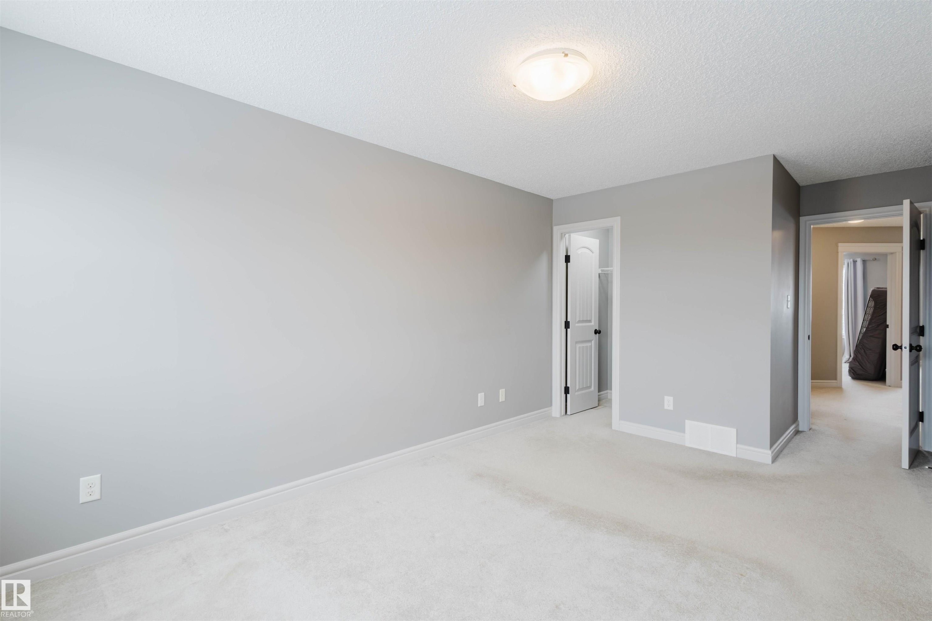 3921 167A Avenue, Edmonton, AB - Indoor Photo Showing Other Room