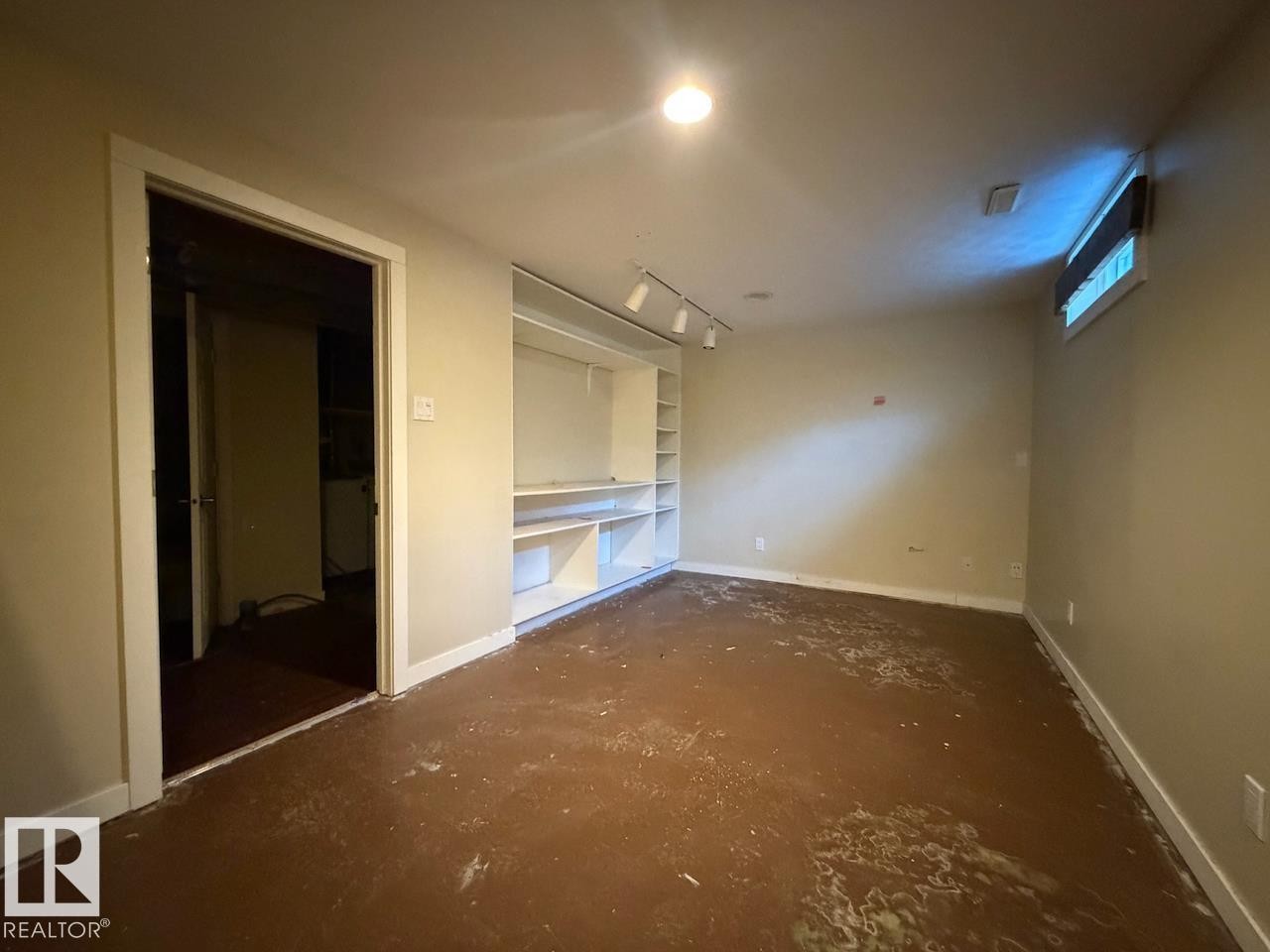 1925 73 Street, Edmonton, AB - Indoor Photo Showing Other Room