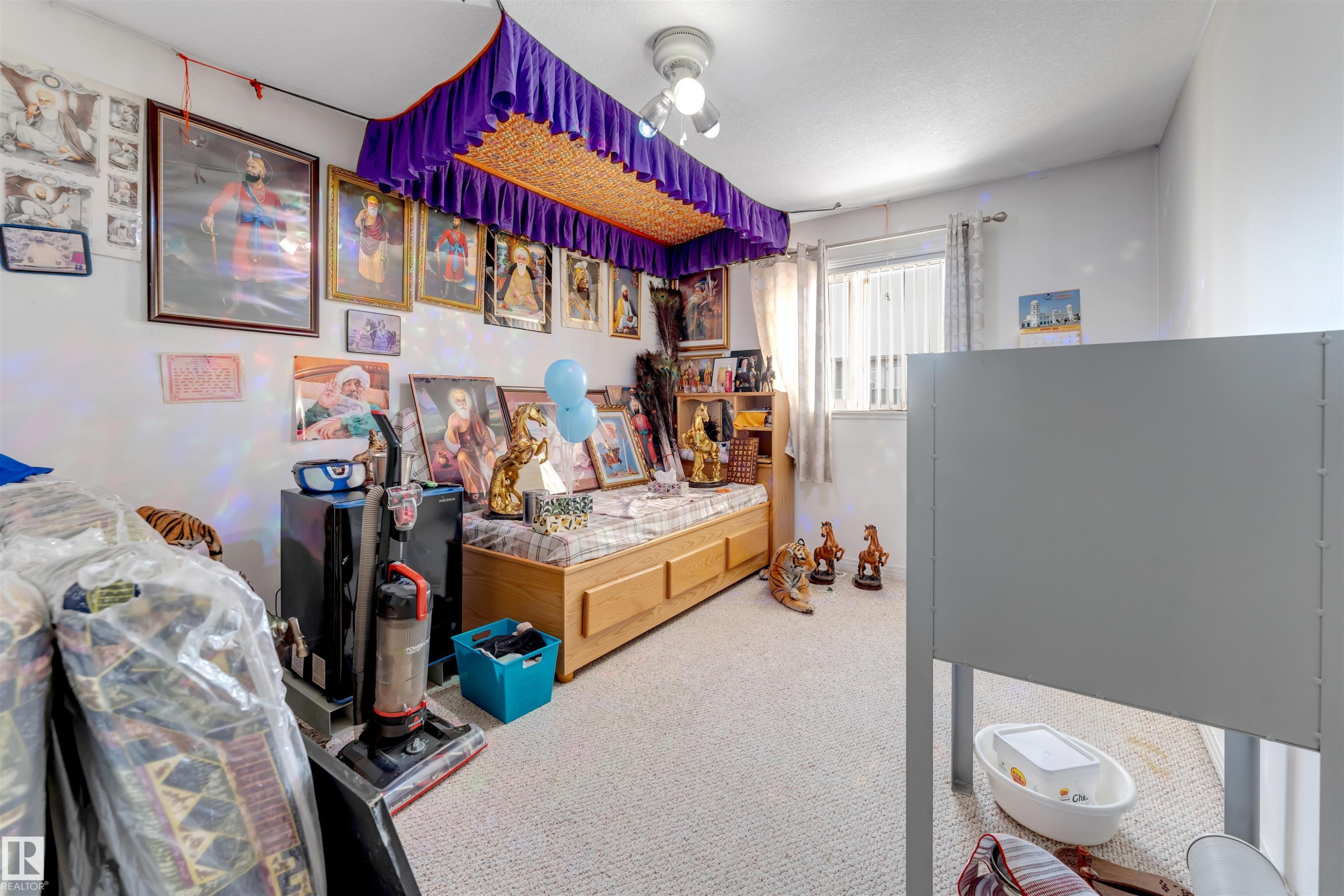 3139 34B Avenue, Edmonton, AB - Indoor