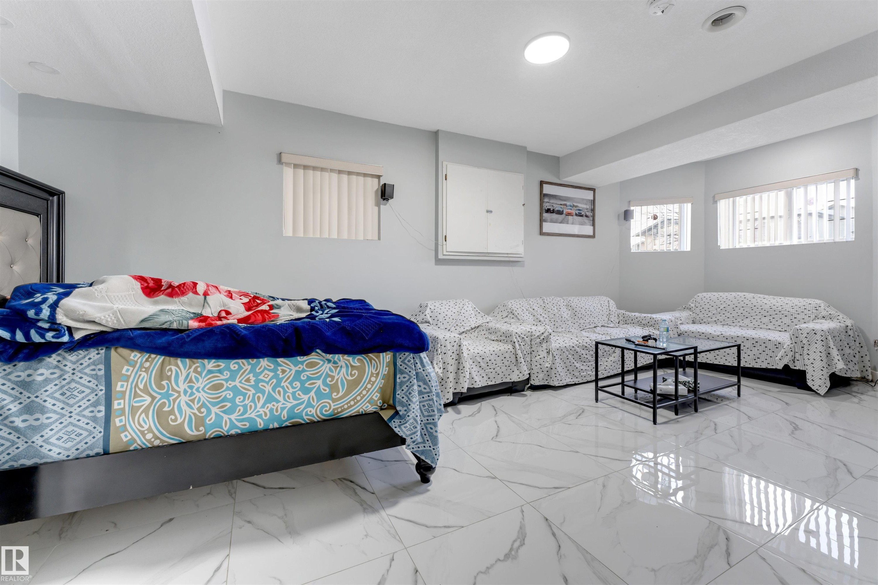 3139 34B Avenue, Edmonton, AB - Indoor Photo Showing Bedroom