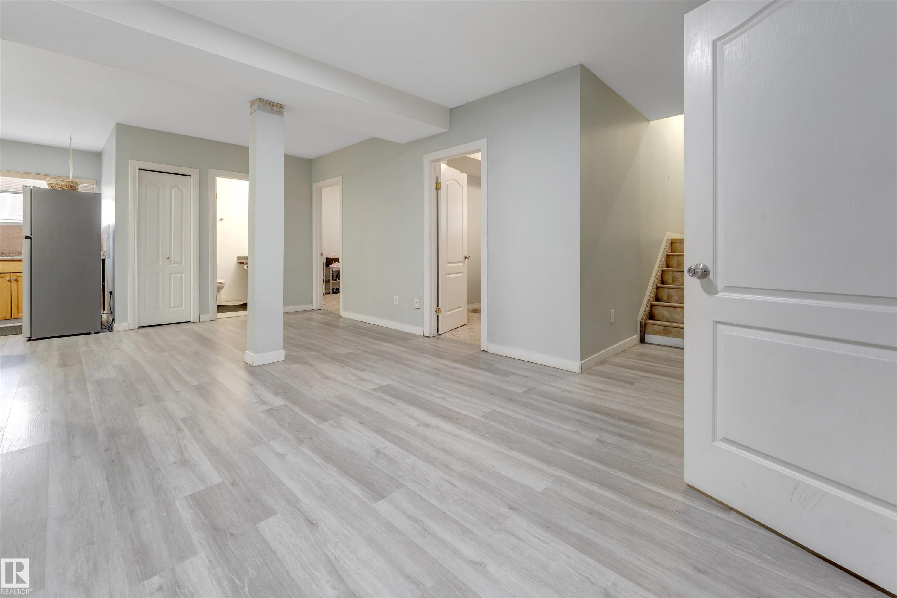 3139 34B Avenue, Edmonton, AB - Indoor Photo Showing Other Room