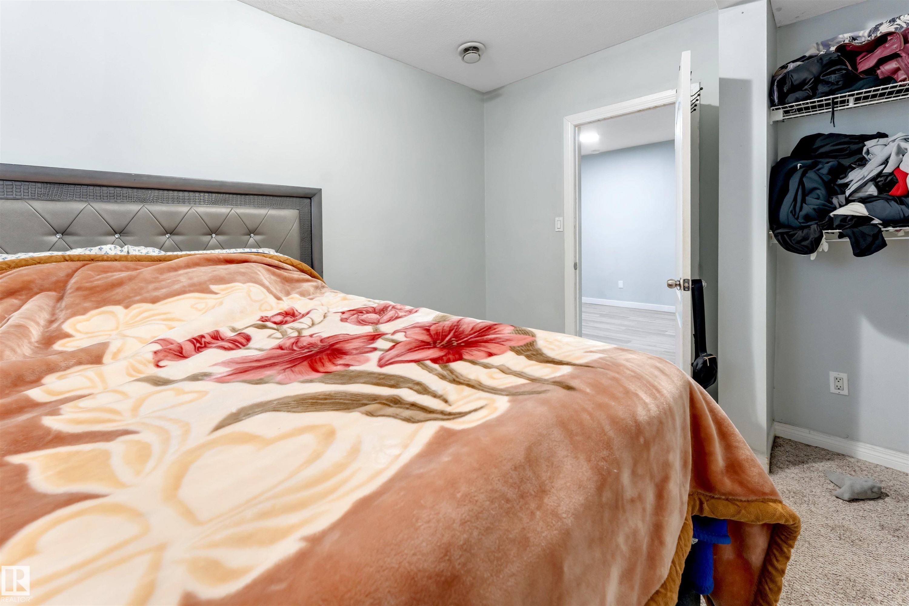 3139 34B Avenue, Edmonton, AB - Indoor Photo Showing Bedroom