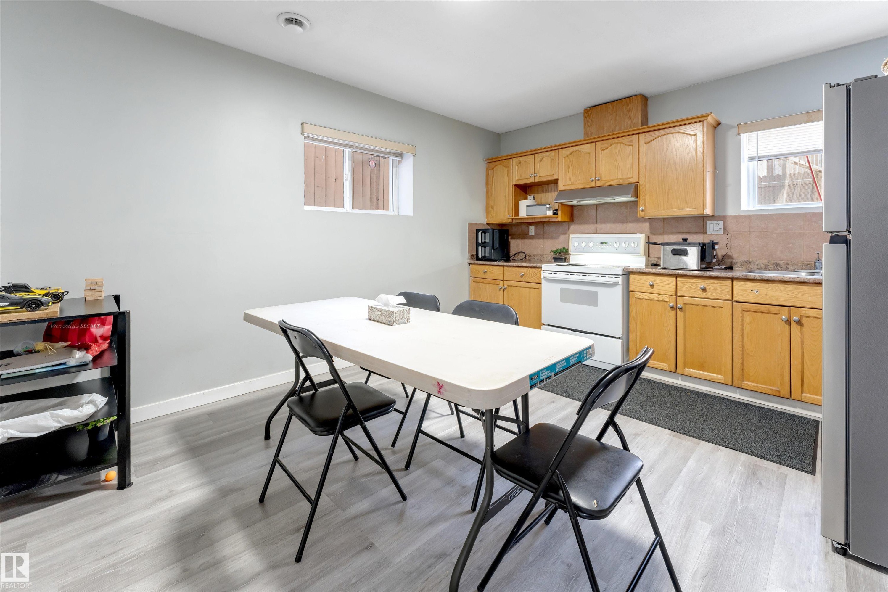 3139 34B Avenue, Edmonton, AB - Indoor