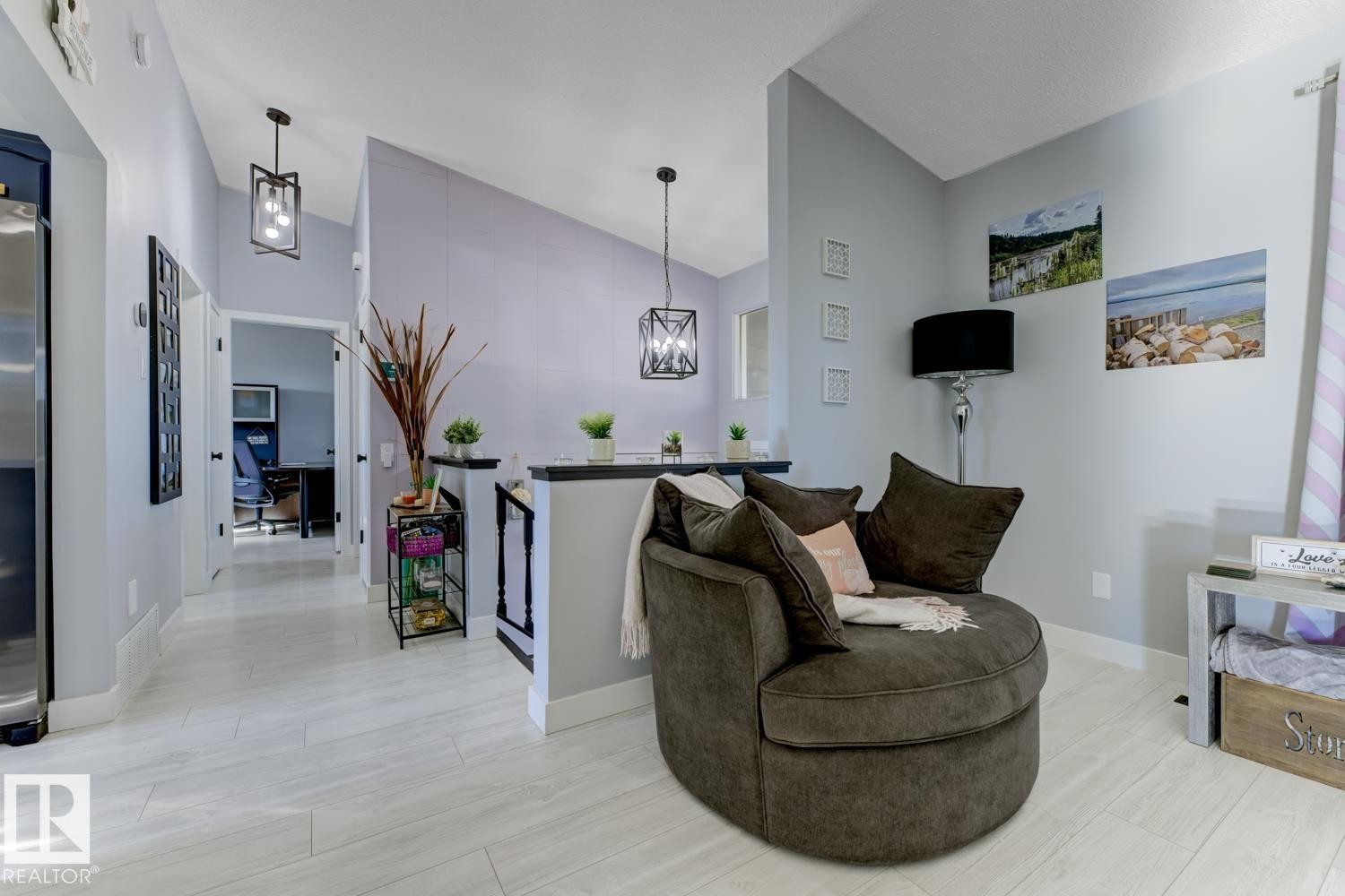 5707 89 Avenue, Edmonton, AB - Indoor