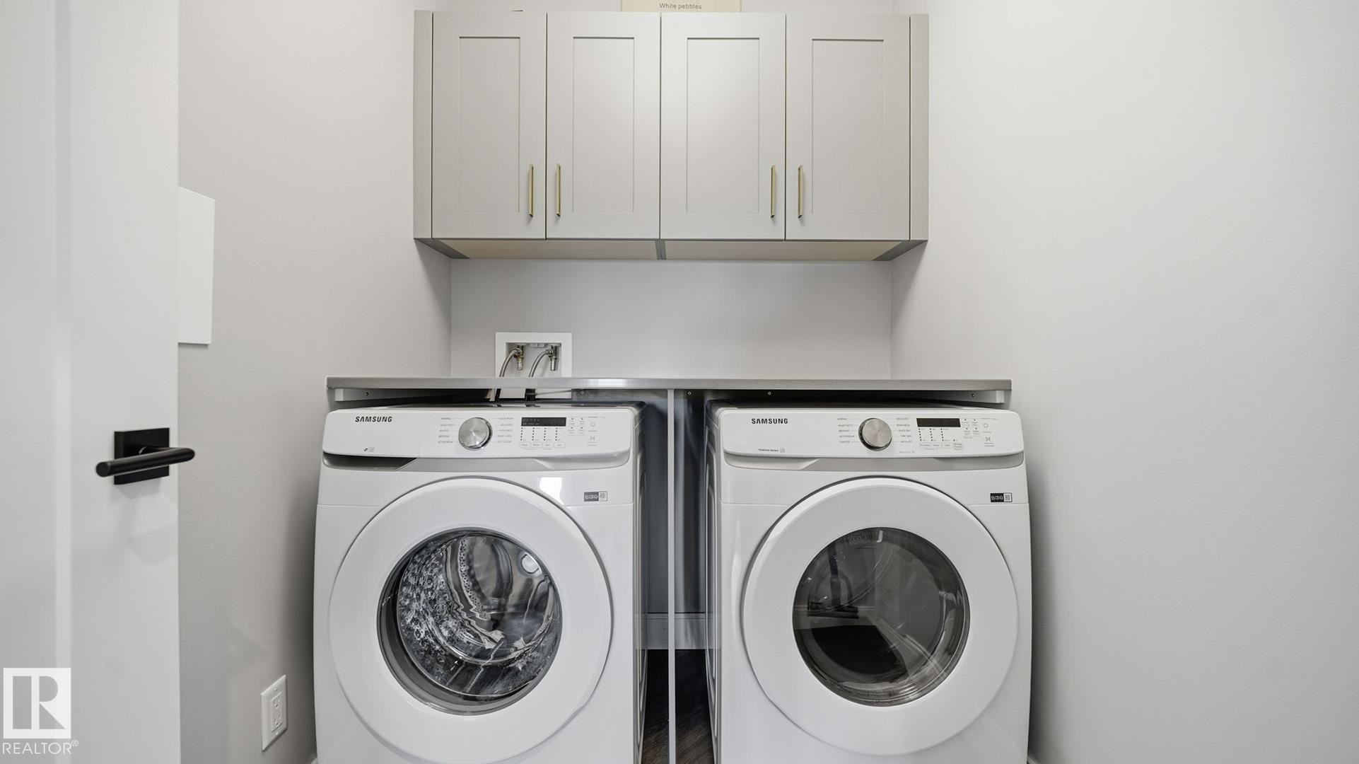 311 7463 May Common, Edmonton, AB - Indoor Photo Showing Laundry Room