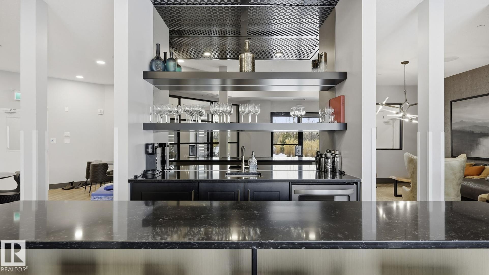 311 7463 May Common, Edmonton, AB - Indoor