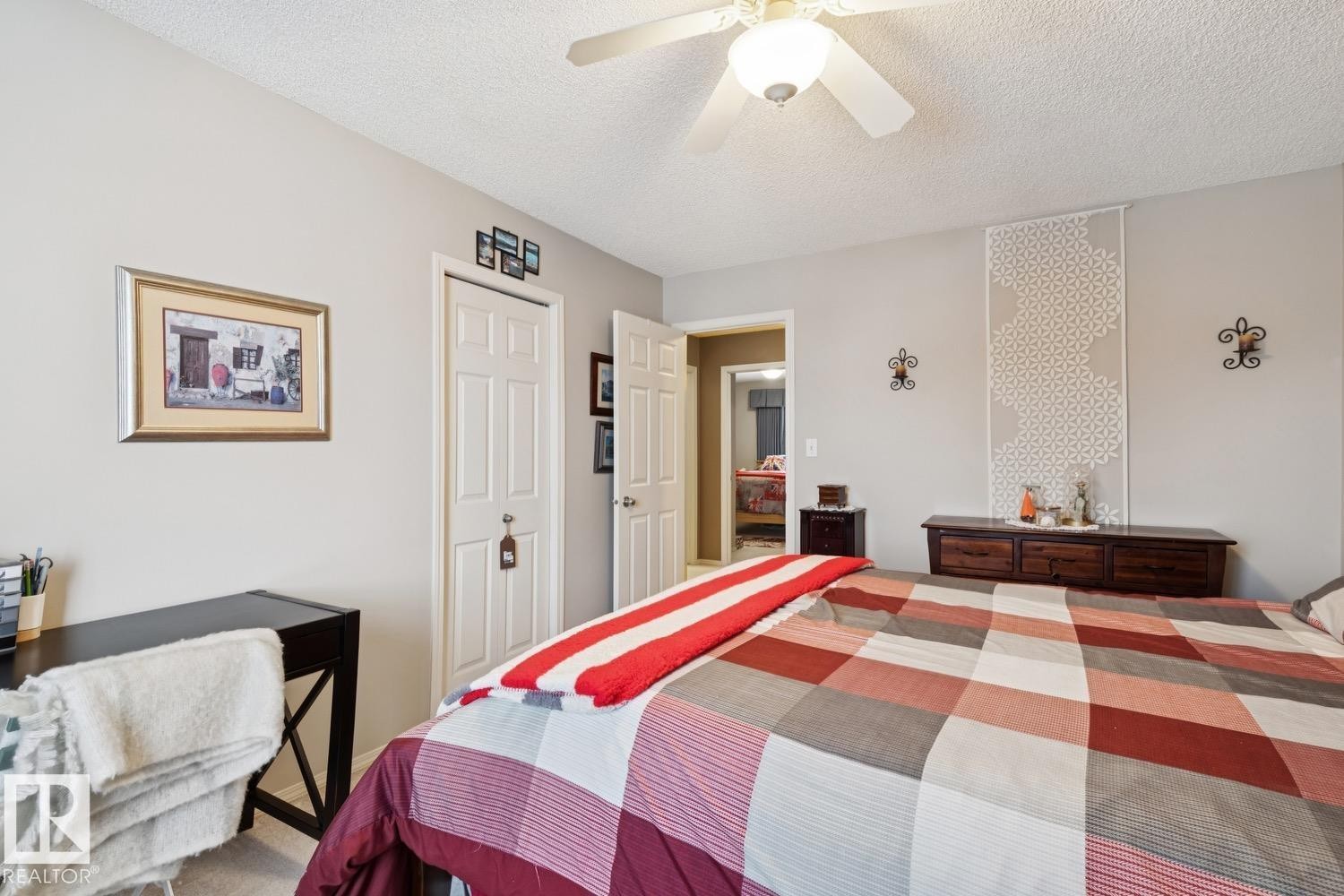 5 4020 21 Street, Edmonton, AB - Indoor Photo Showing Bedroom