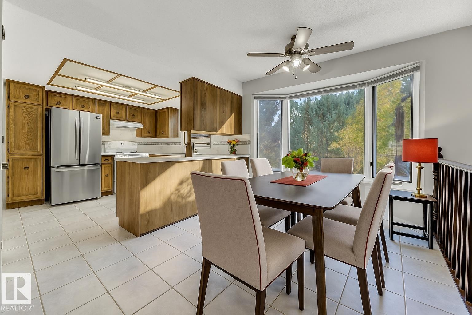 11105 20 Avenue, Edmonton, AB - Indoor Photo Showing Dining Room