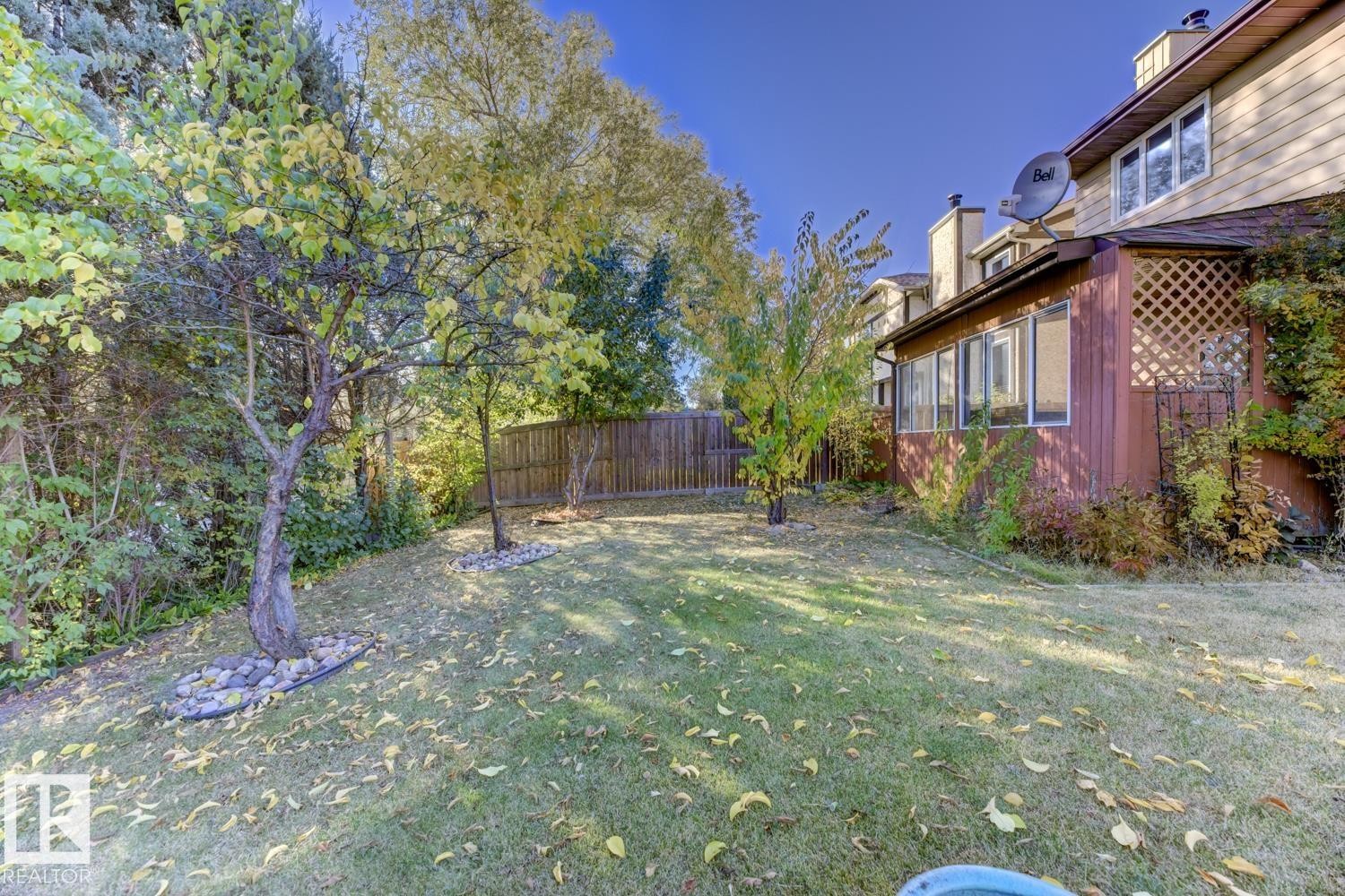 11105 20 Avenue, Edmonton, AB - Outdoor