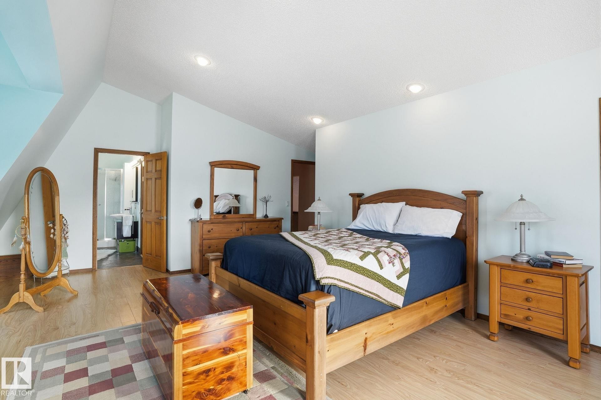 73078 Southshore Drive, Widewater, AB - Indoor Photo Showing Bedroom