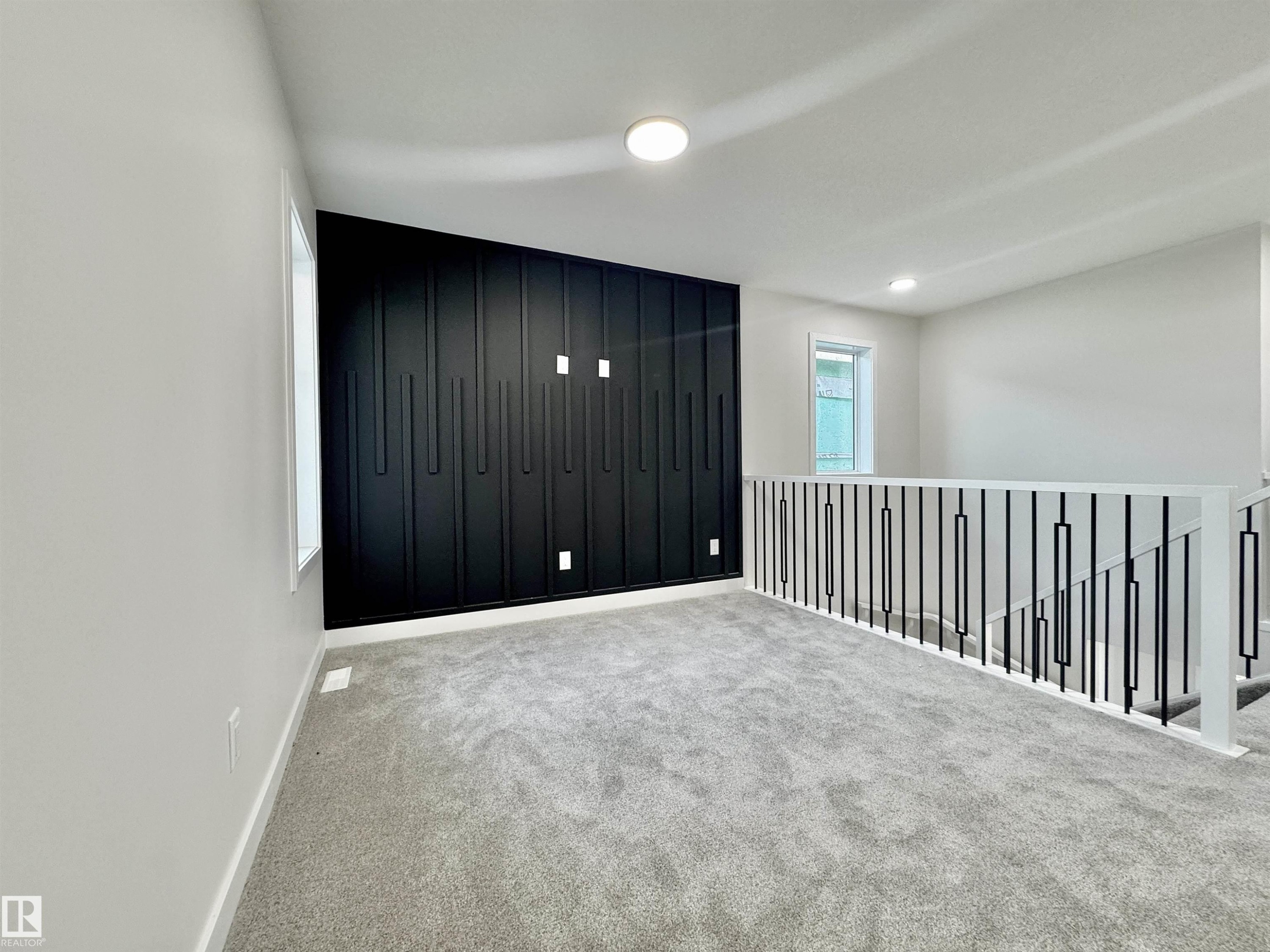 133 Pierwyck Loop, Spruce Grove, AB - Indoor Photo Showing Other Room