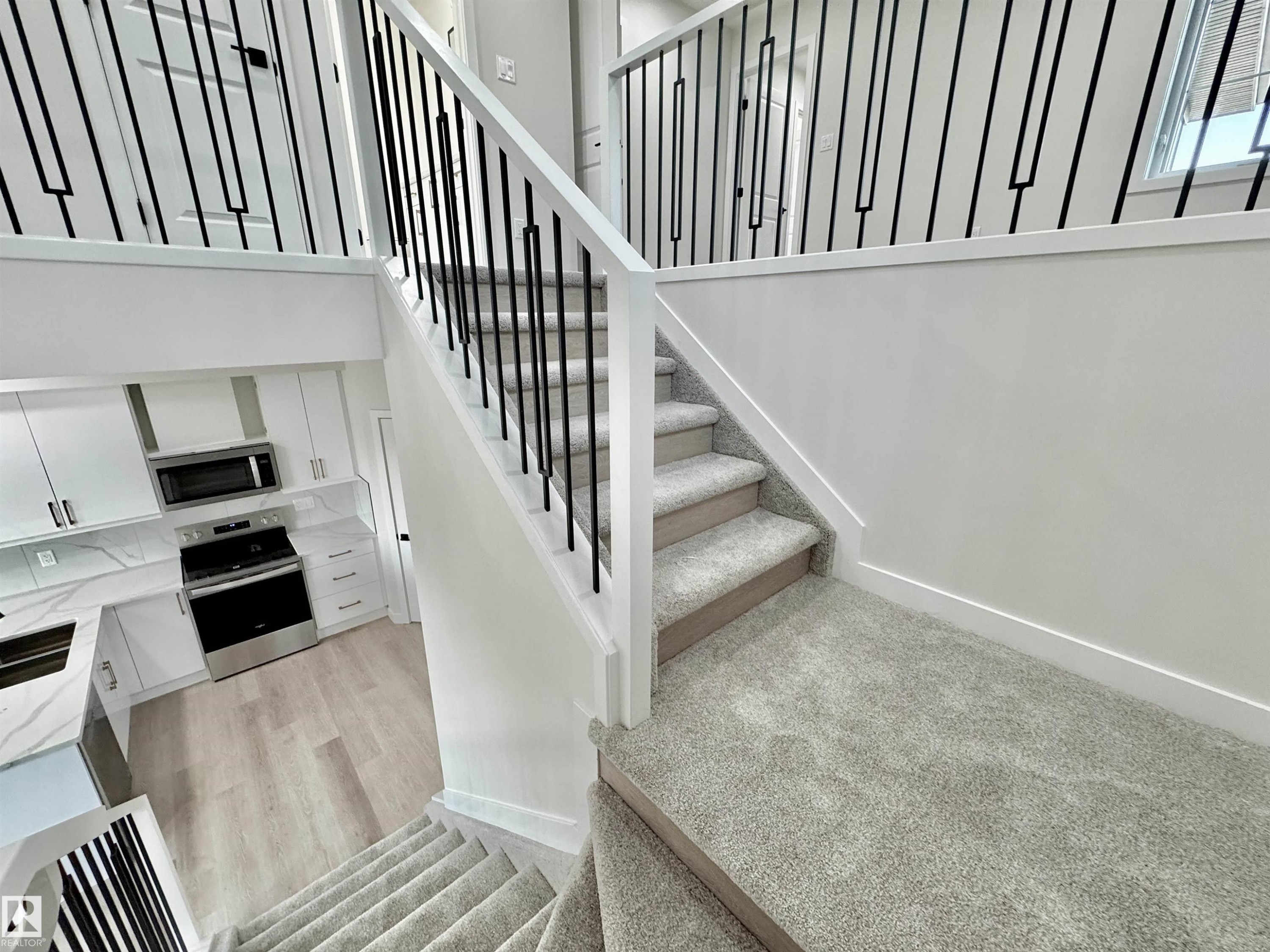 133 Pierwyck Loop, Spruce Grove, AB - Indoor Photo Showing Other Room