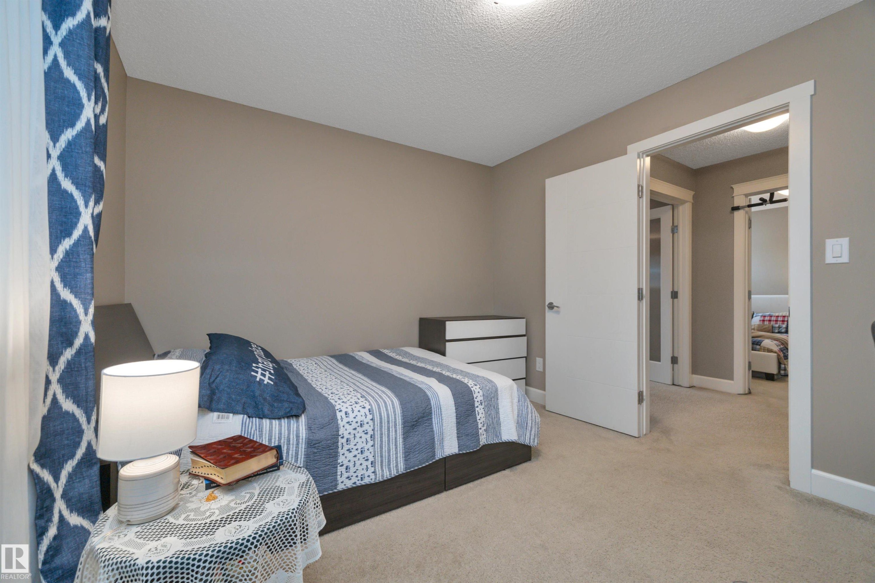 1958 Ainslie Link, Edmonton, AB - Indoor Photo Showing Bedroom