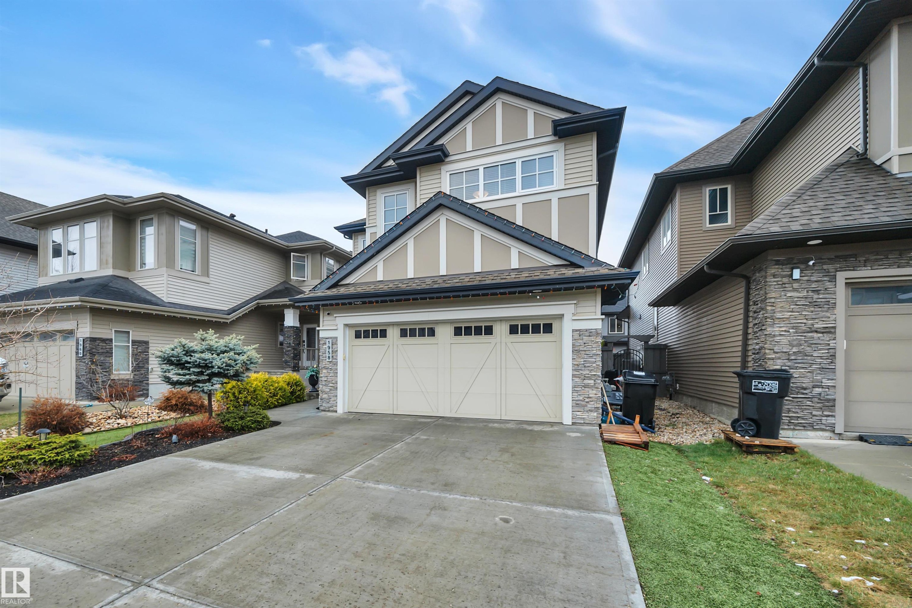 1958 Ainslie Link, Edmonton, AB - Outdoor With Facade
