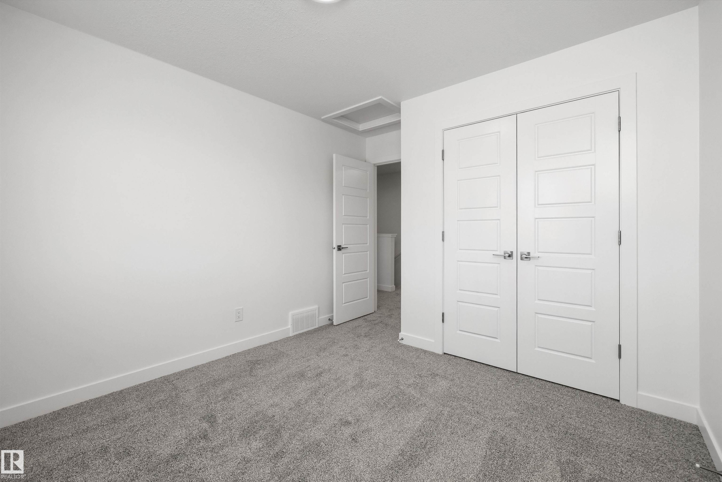 4182 Kinglet Drive, Edmonton, AB - Indoor Photo Showing Other Room