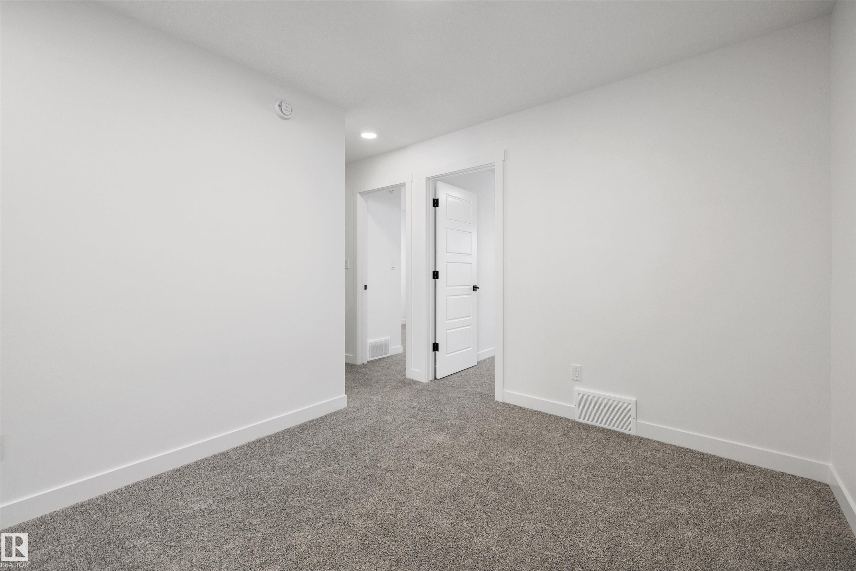 18131 85 Street, Edmonton, AB - Indoor Photo Showing Other Room