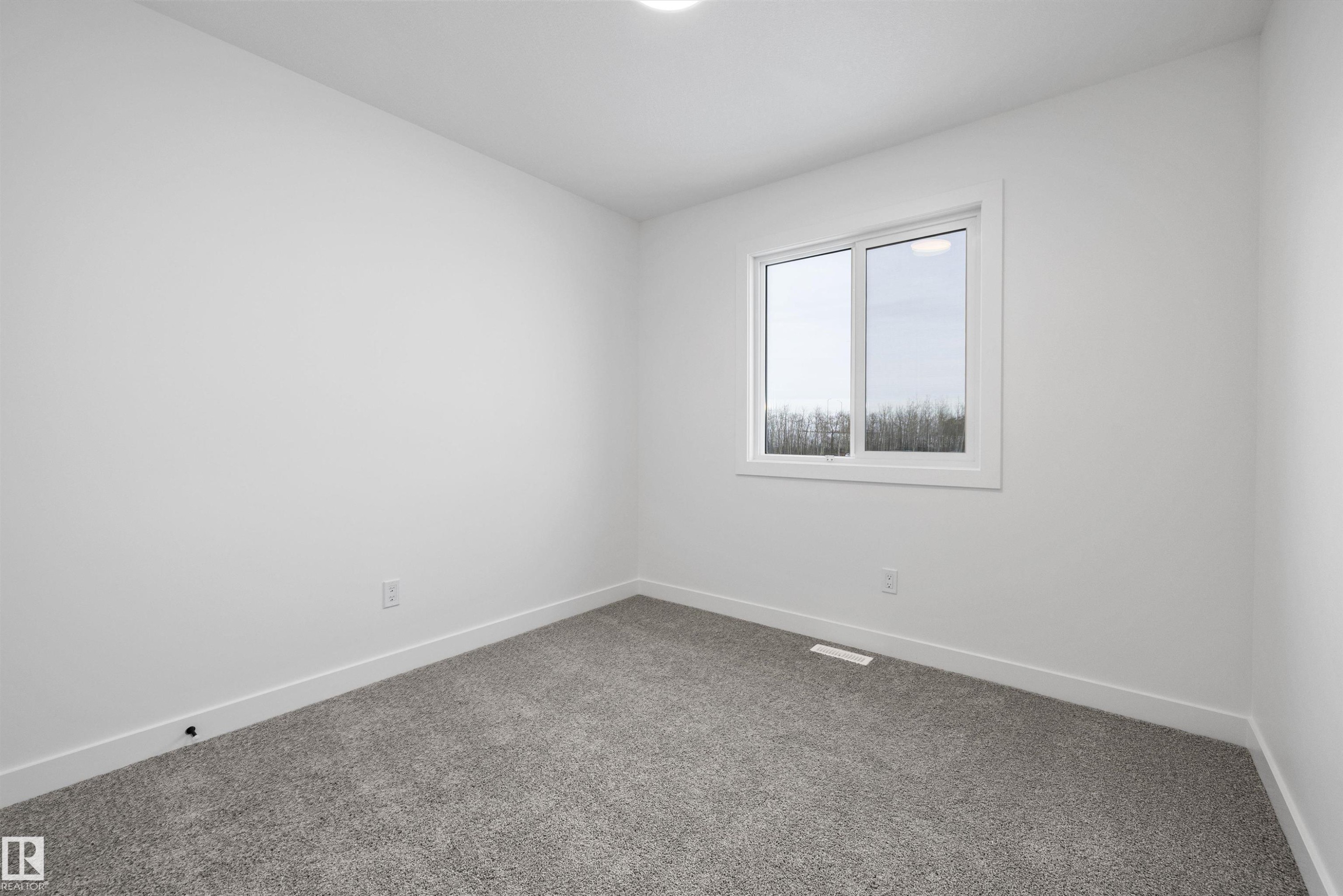 18131 85 Street, Edmonton, AB - Indoor Photo Showing Other Room