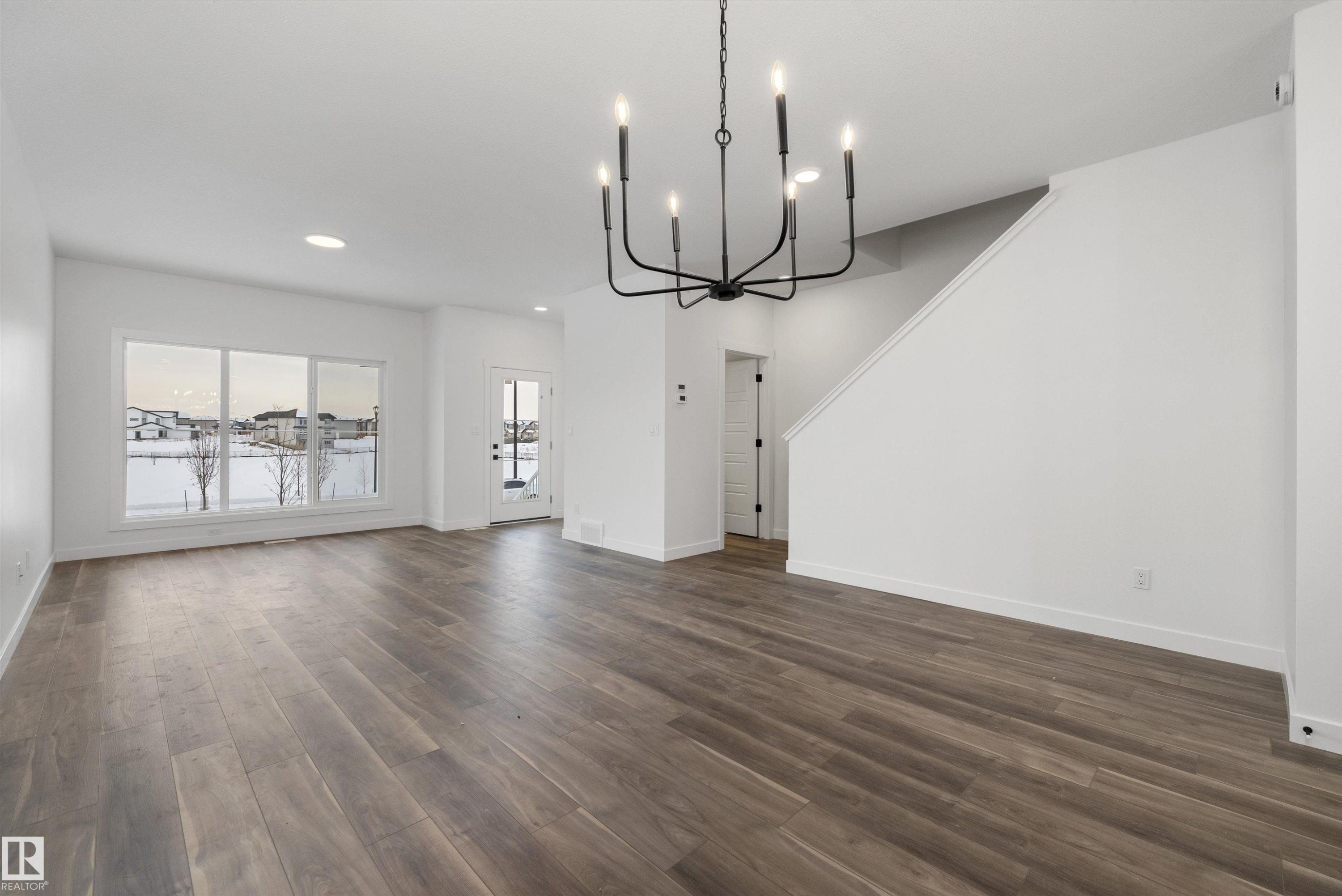 18131 85 Street, Edmonton, AB - Indoor