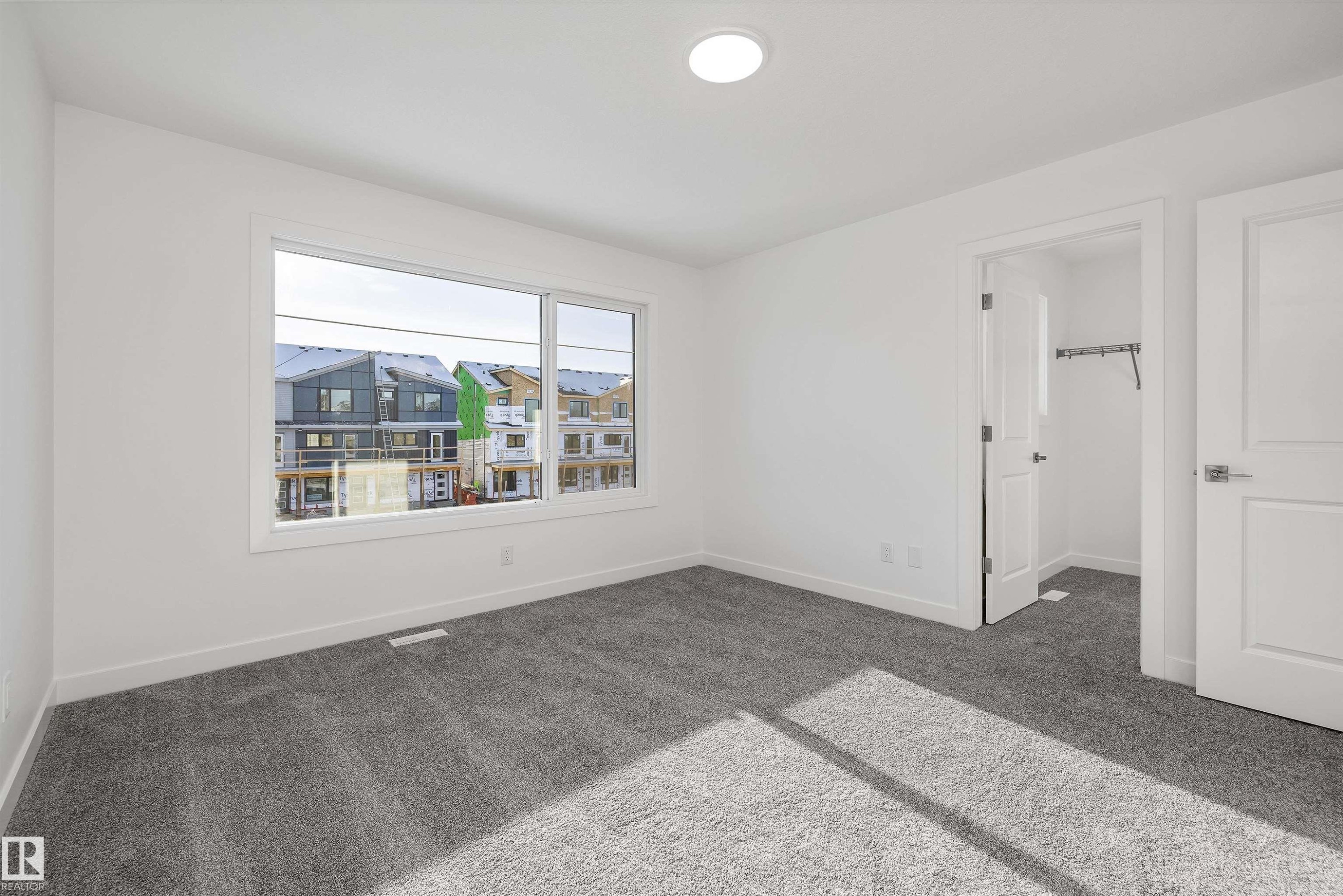 4184 Kinglet Drive, Edmonton, AB - Indoor Photo Showing Other Room