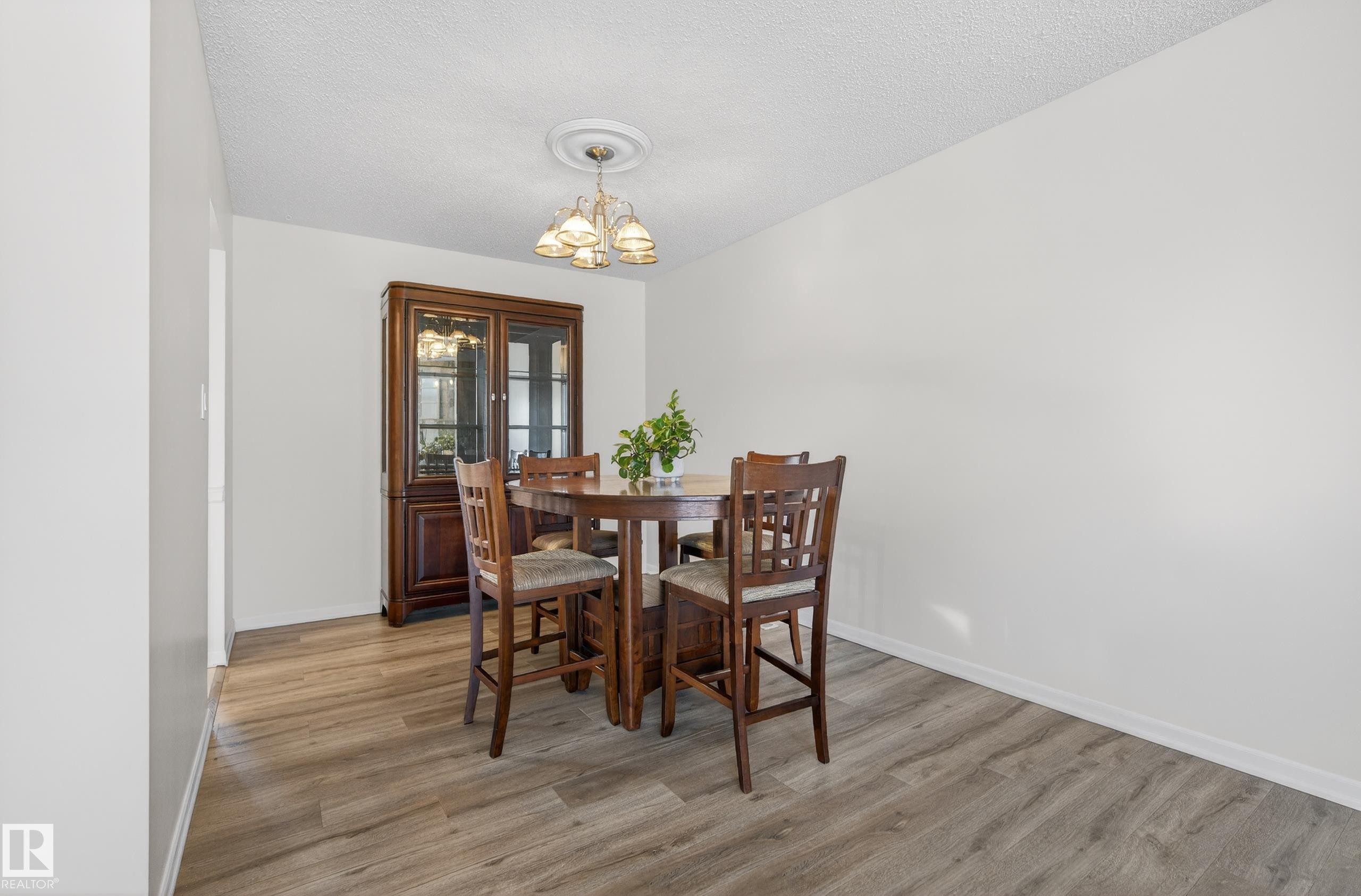 1704 89 Street, Edmonton, AB - Indoor Photo Showing Dining Room