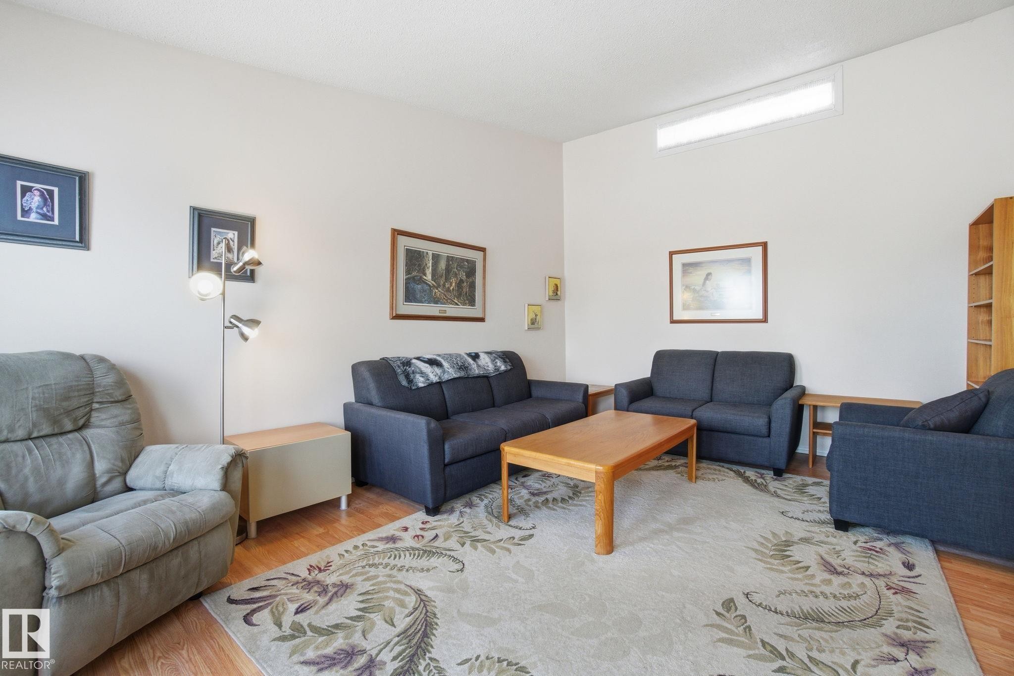6448 178 Street, Edmonton, AB - Indoor Photo Showing Living Room