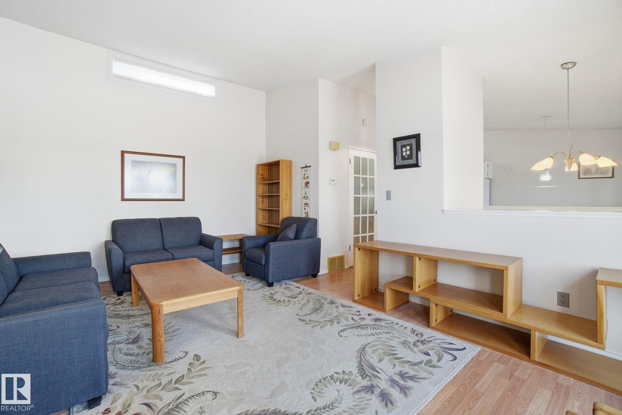 6448 178 Street, Edmonton, AB - Indoor Photo Showing Living Room
