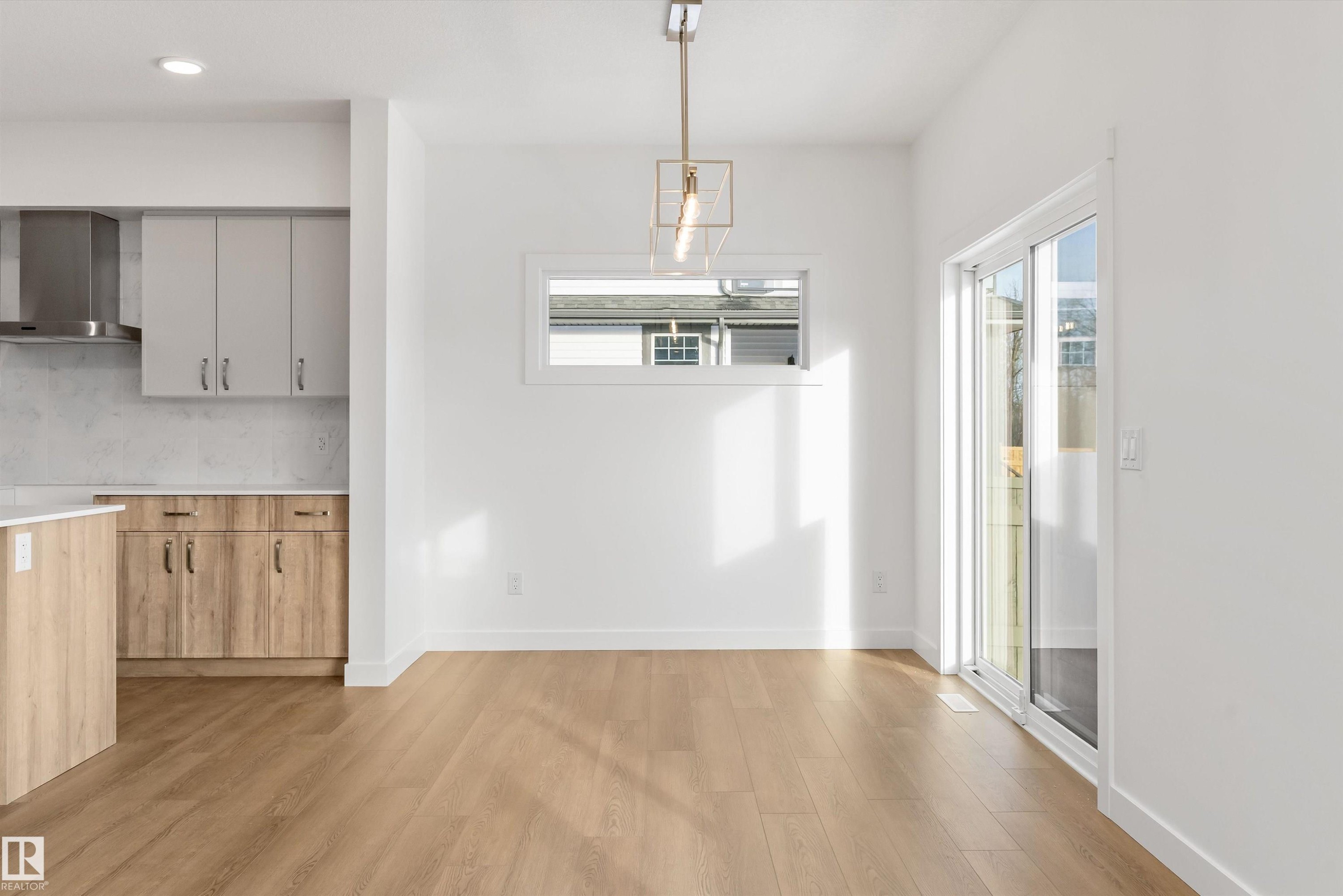 740 Astoria Way, Devon, AB - Indoor